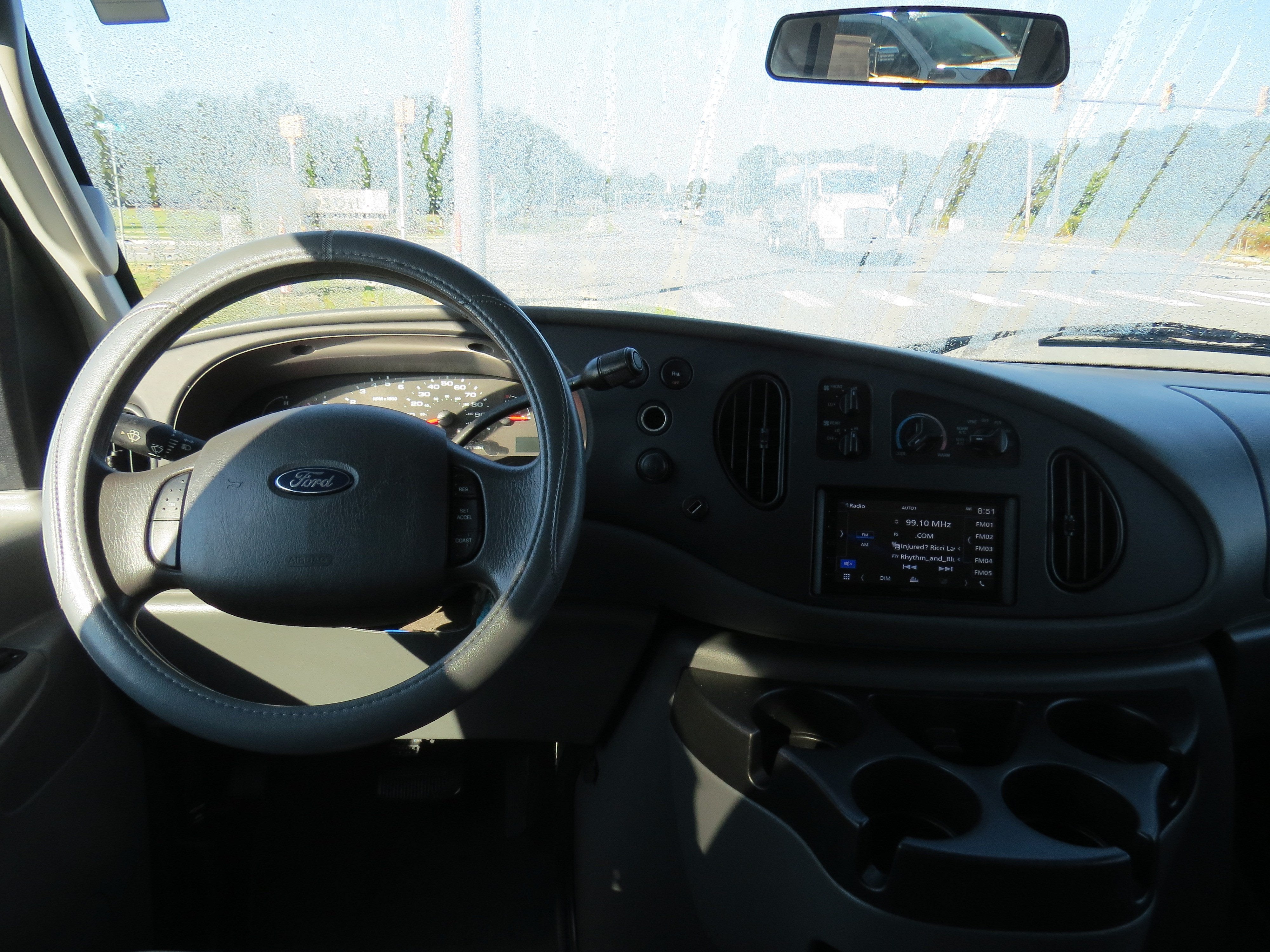 2008 Ford Econoline Wagon XL