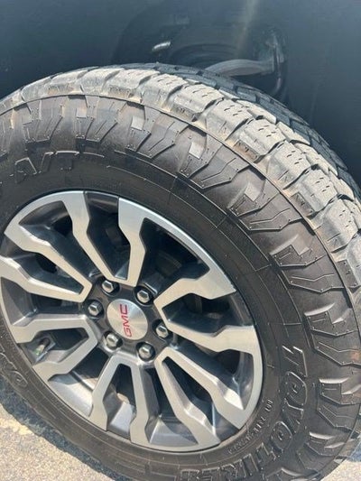 2022 GMC Sierra 1500 AT4