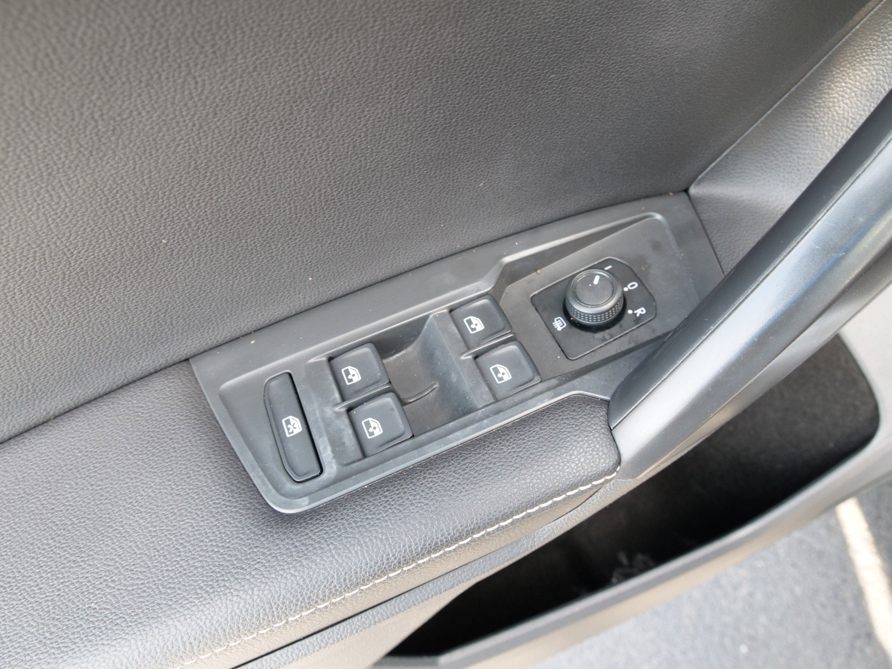 2022 Volkswagen Tiguan S