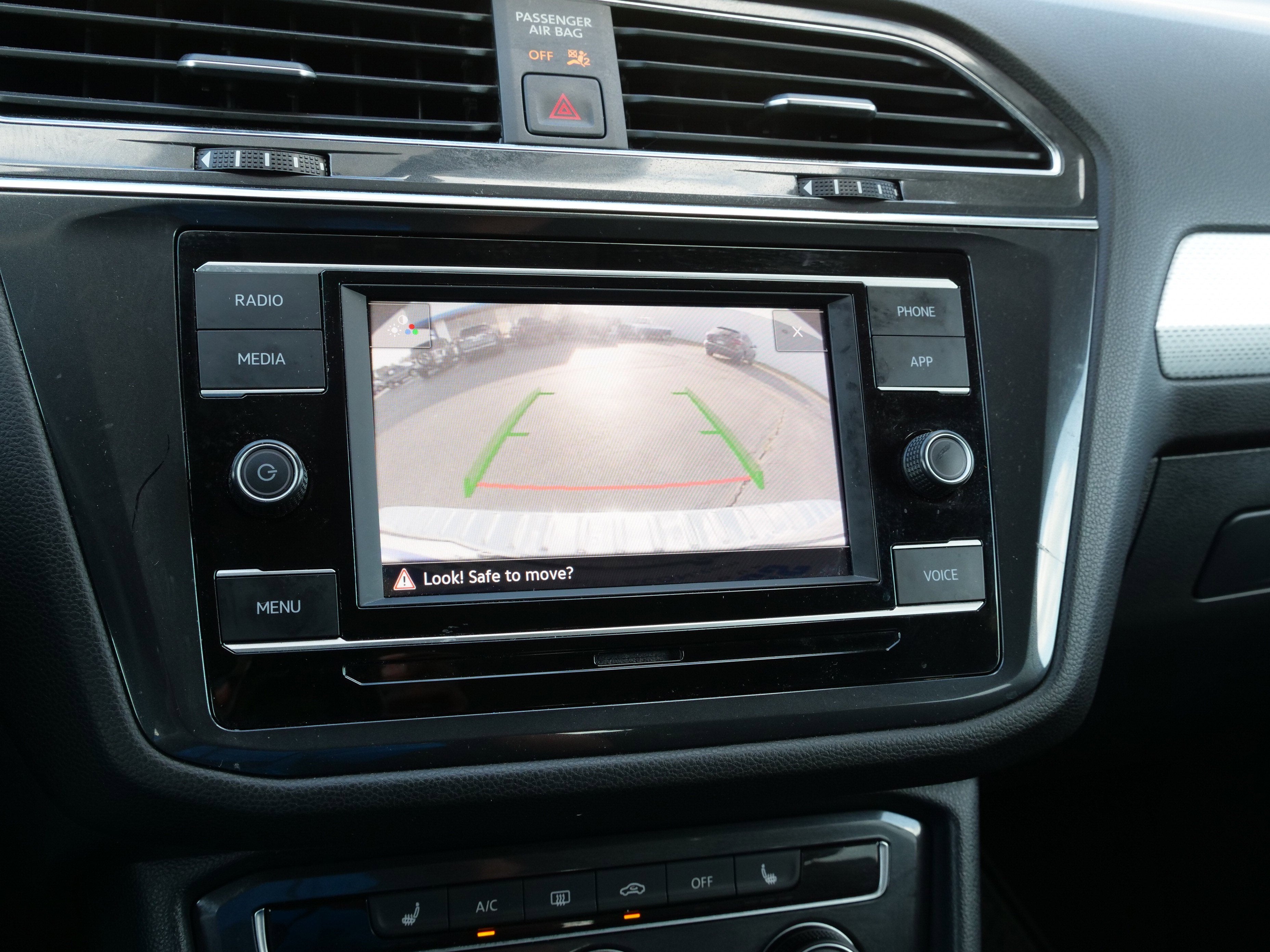 2022 Volkswagen Tiguan S