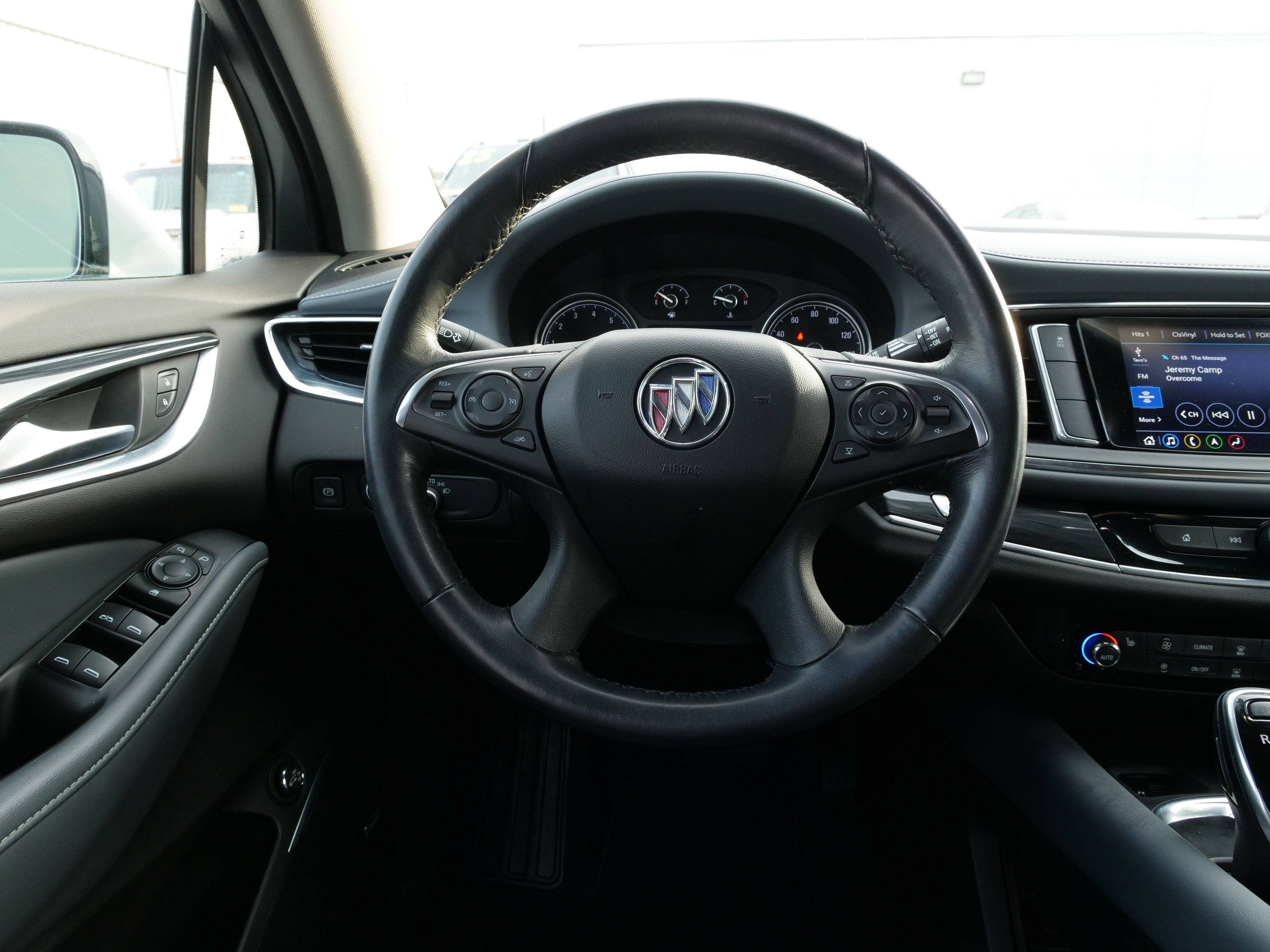 2021 Buick Enclave Essence