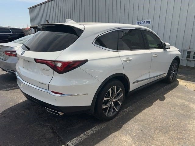 2022 Acura MDX w/Technology Package