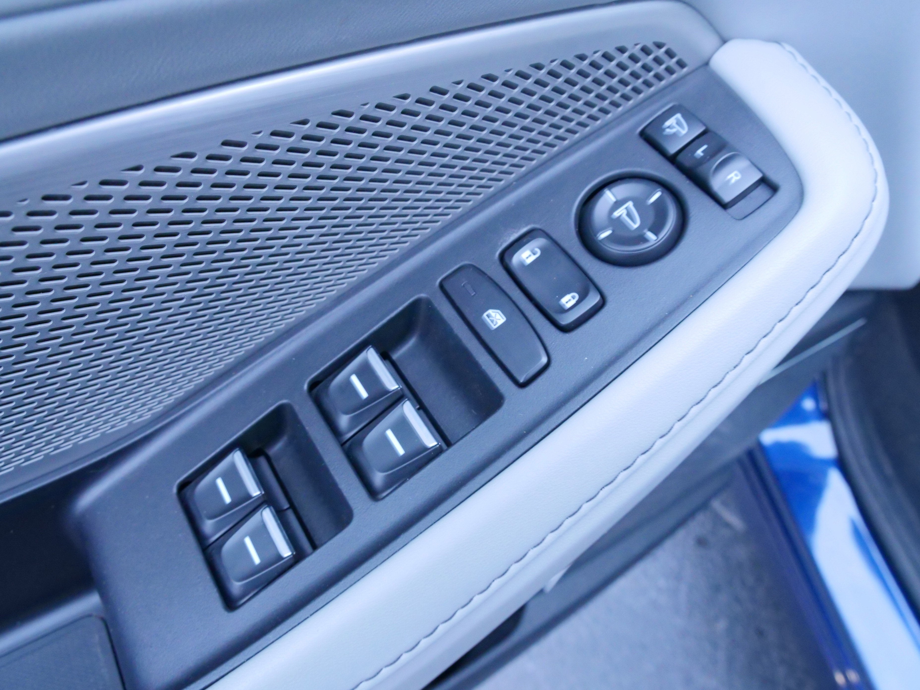 2022 Acura MDX w/Technology Package