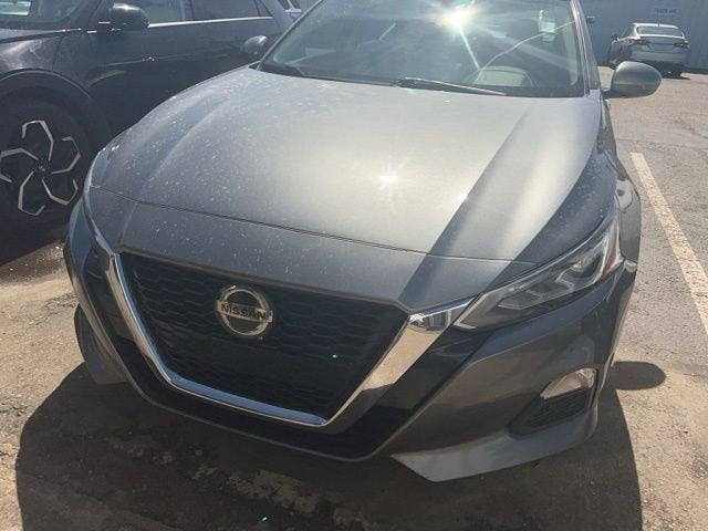 Used 2022 Nissan Altima SV with VIN 1N4BL4DV9NN418957 for sale in Clinton, NC