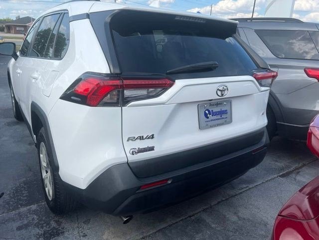 2021 Toyota RAV4 LE
