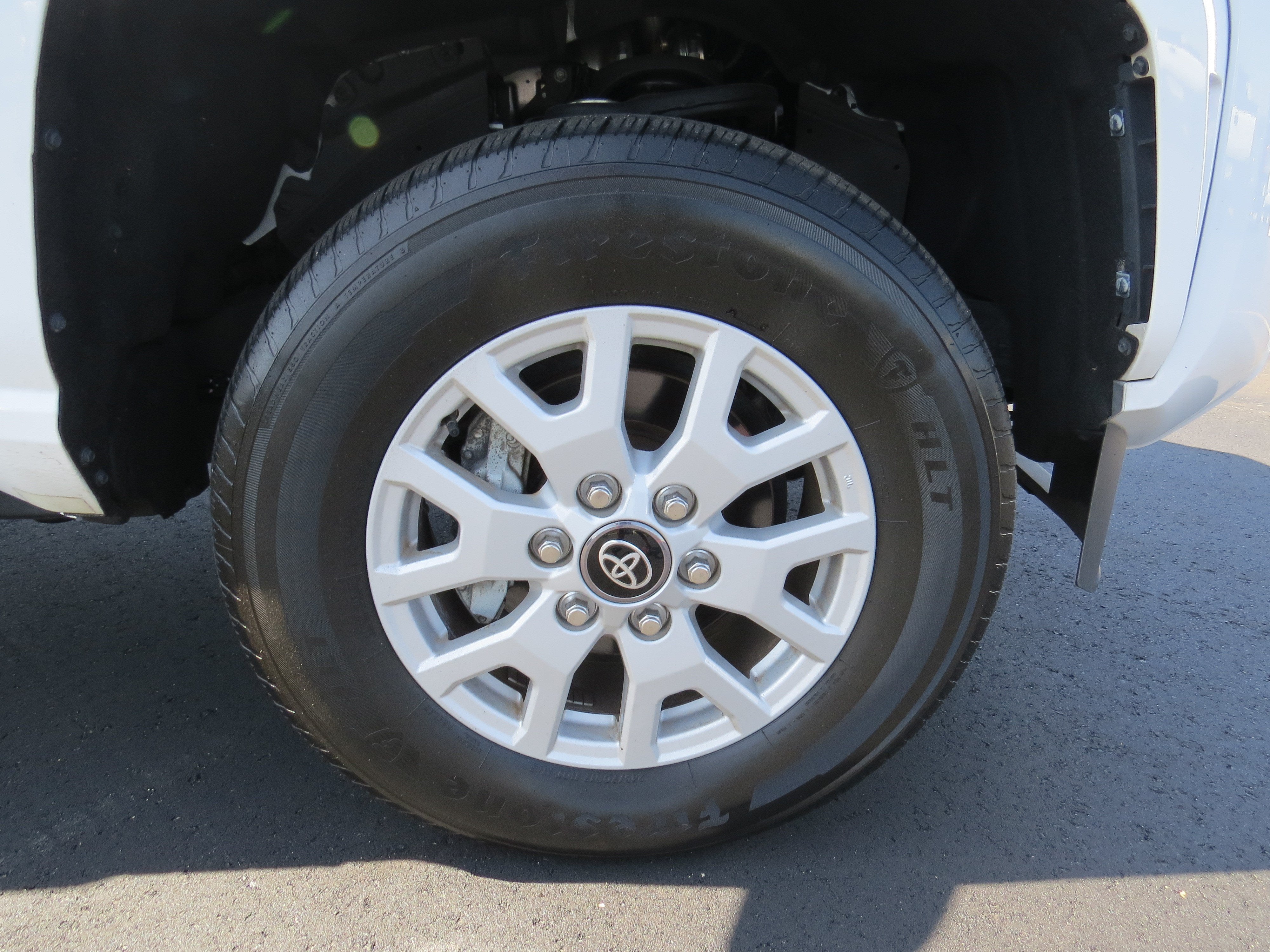 2024 Toyota Tacoma 4WD SR5