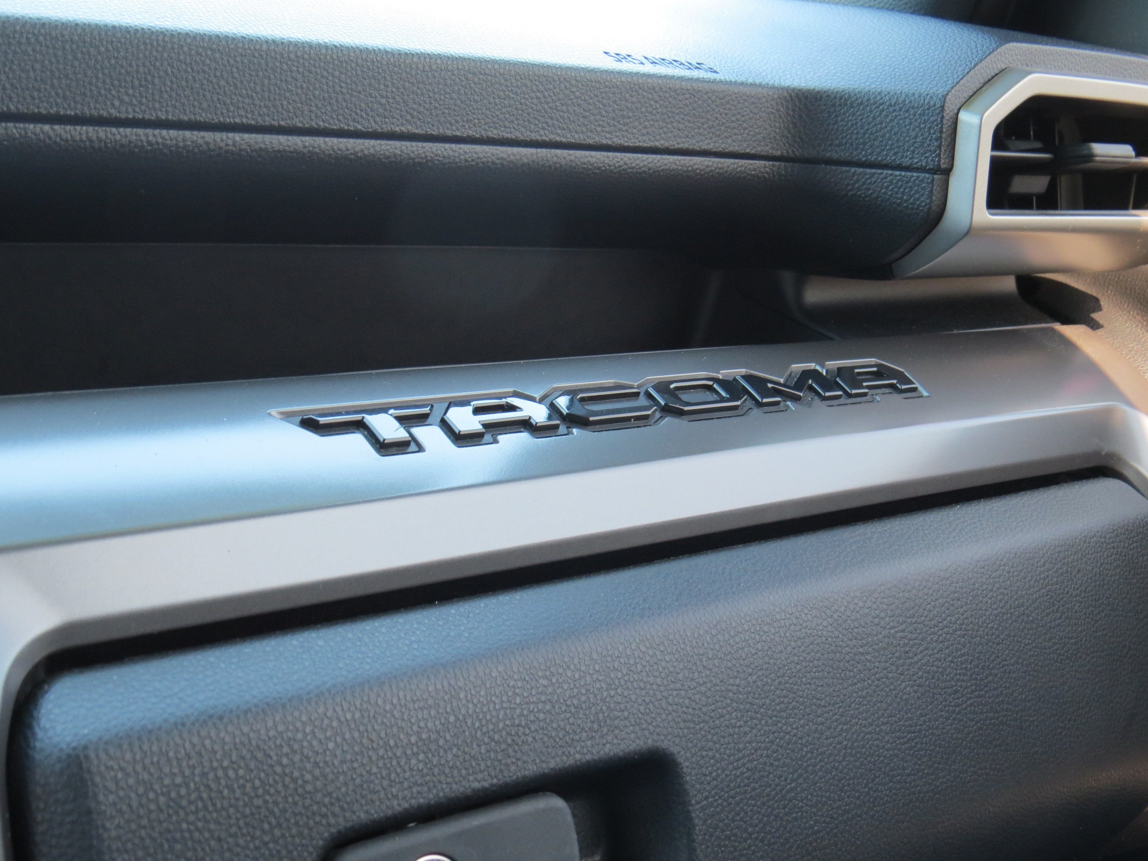 2024 Toyota Tacoma 4WD SR5
