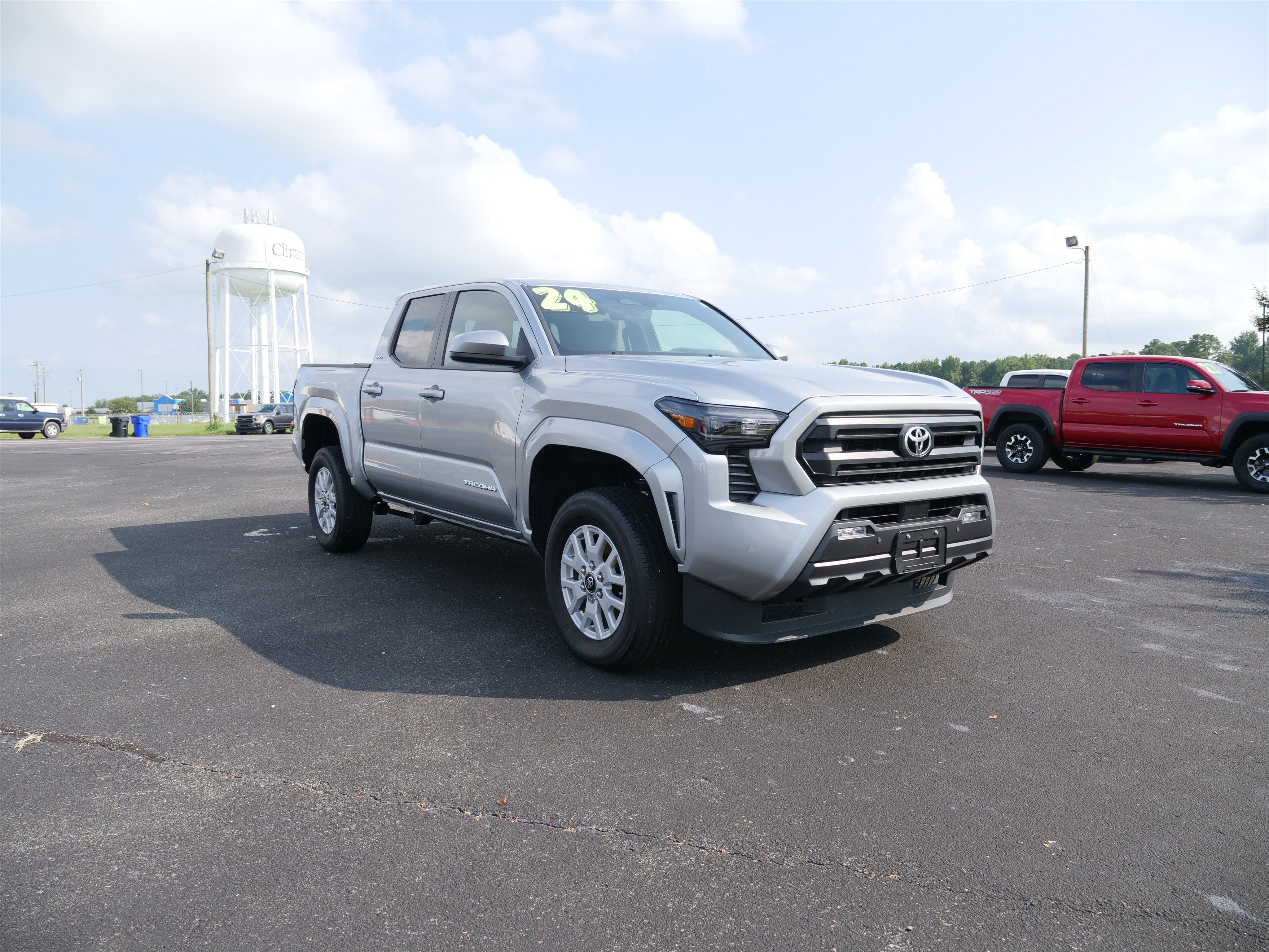2024 Toyota Tacoma 4WD SR5