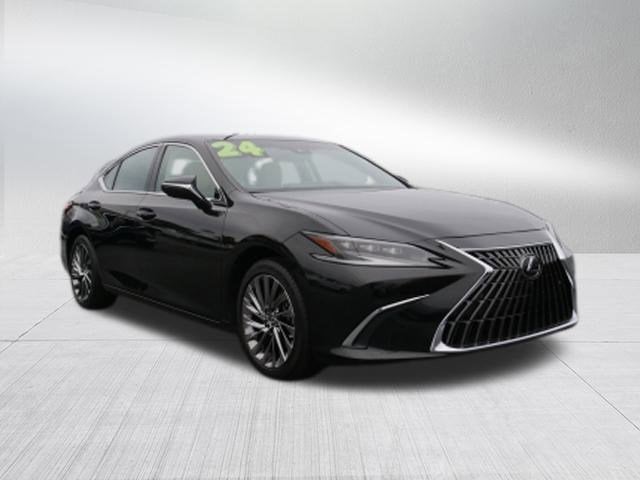 2024 Lexus ES ES 300h Ultra Luxury