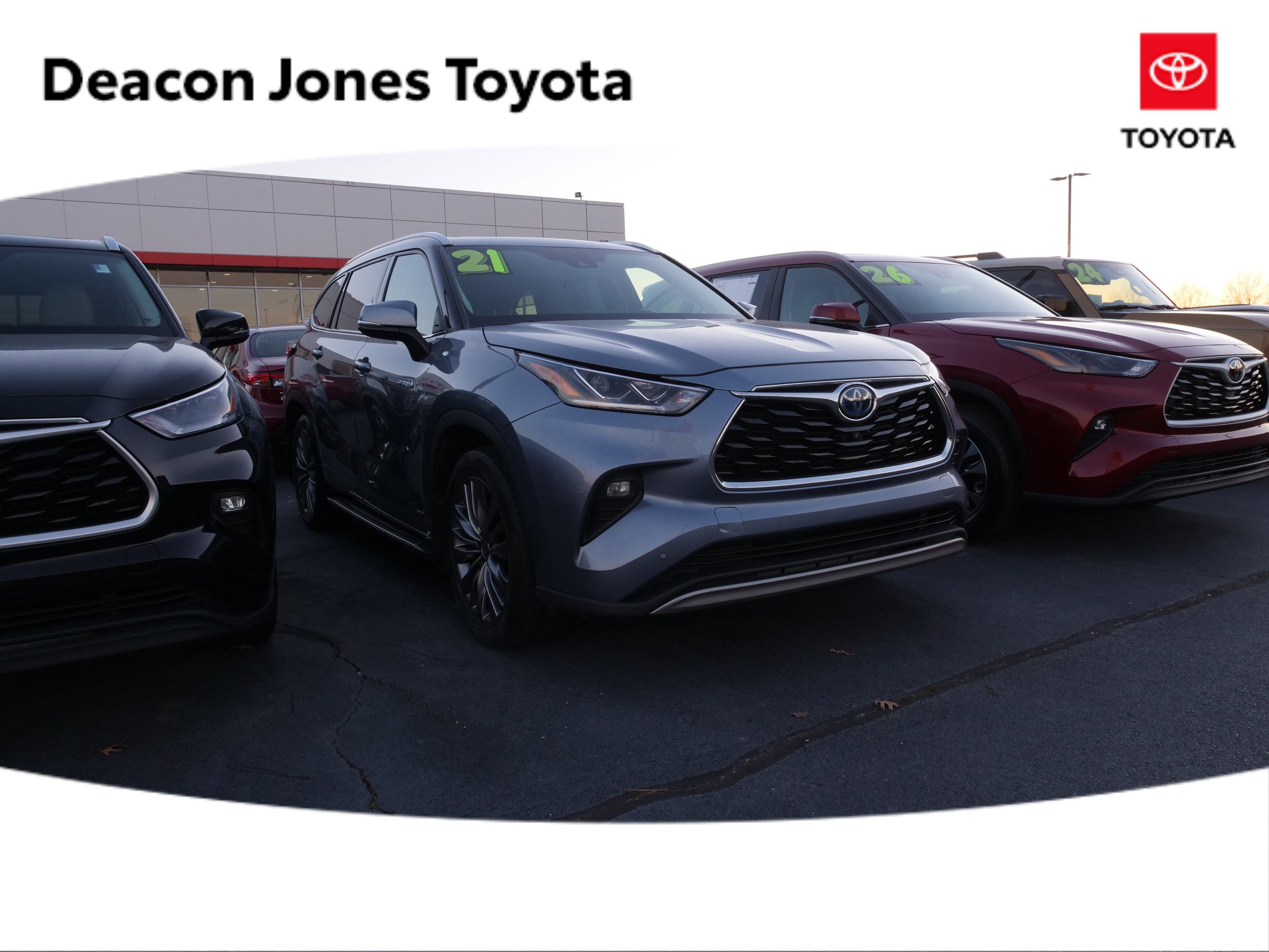 2021 Toyota Highlander Hybrid Platinum