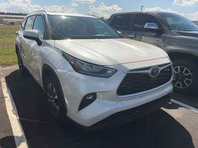 2020 Toyota Highlander XLE