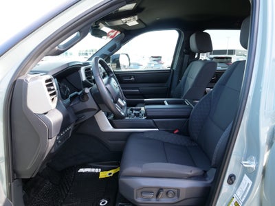 2025 Toyota Tundra 4WD SR5