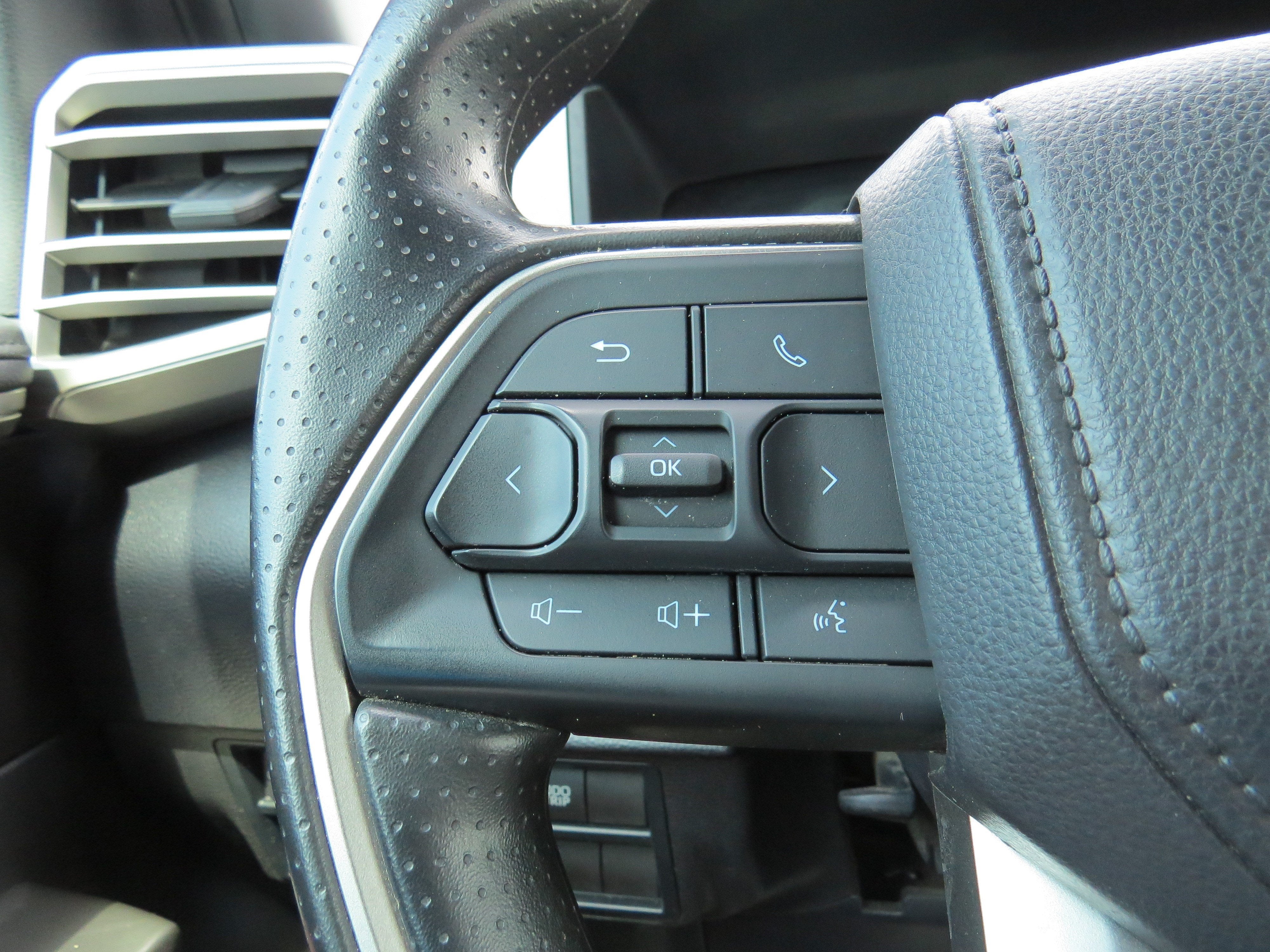 2026 Toyota Tundra 4WD SR5