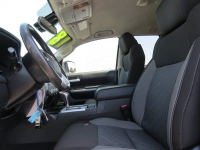 2018 Toyota Tundra 4WD SR5