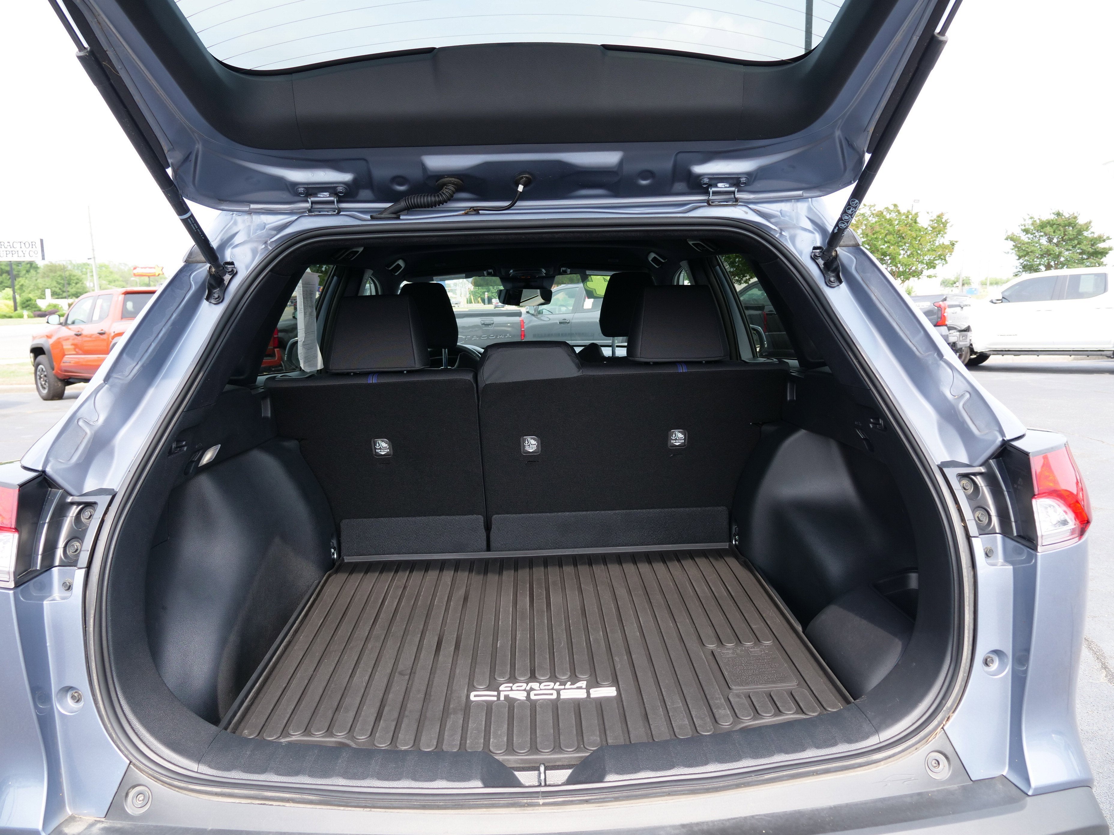 2024 Toyota Corolla Cross Hybrid SE