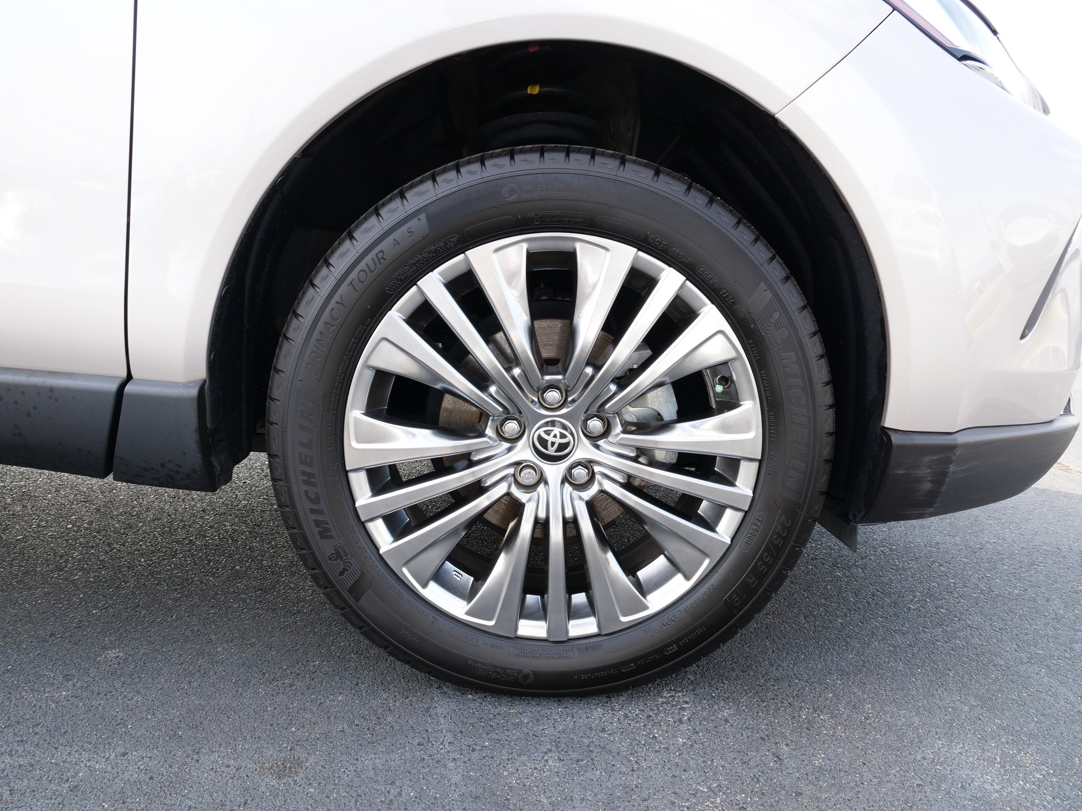 2023 Toyota Venza Limited