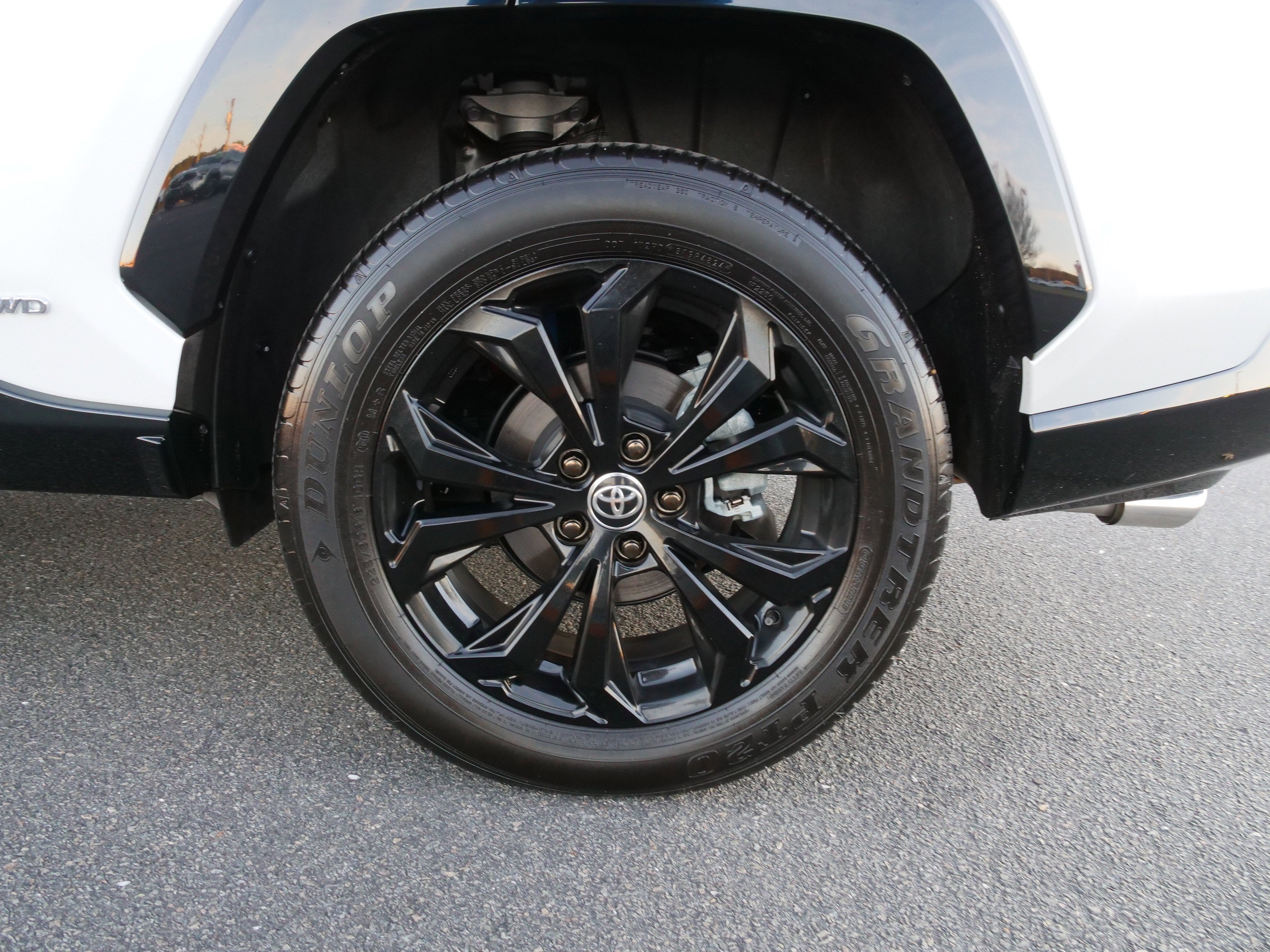 2025 Toyota RAV4 Hybrid XSE