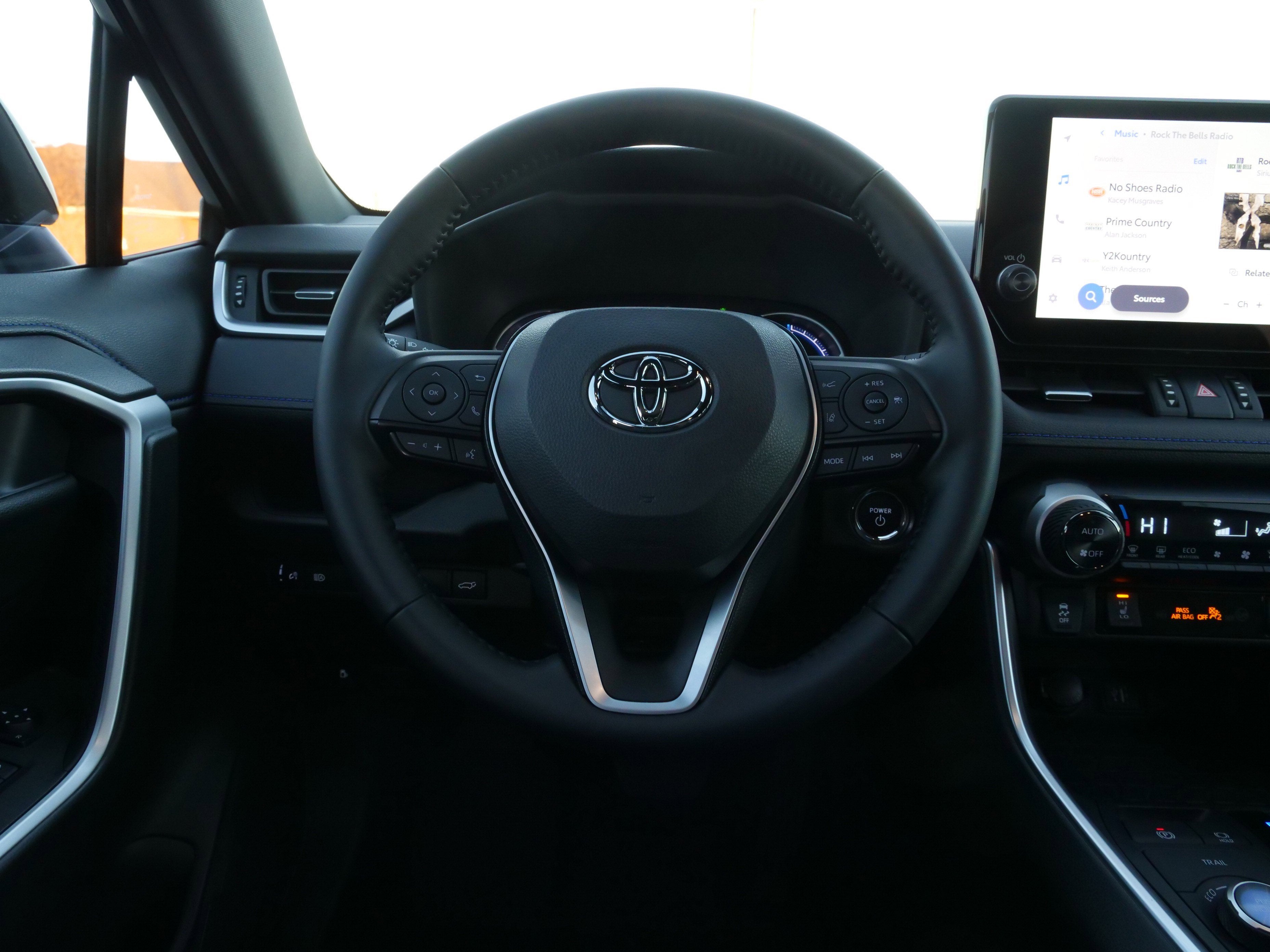 2025 Toyota RAV4 Hybrid XSE