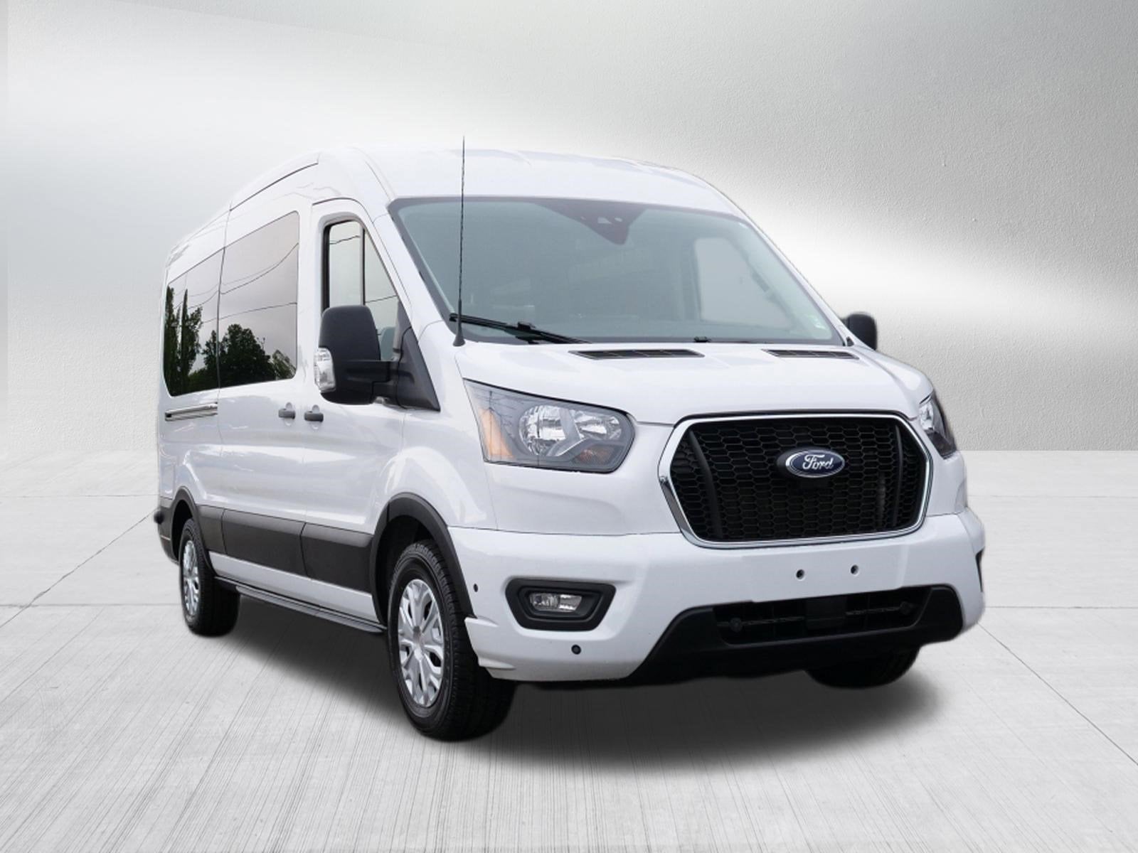2024 Ford Transit Passenger Wagon Base