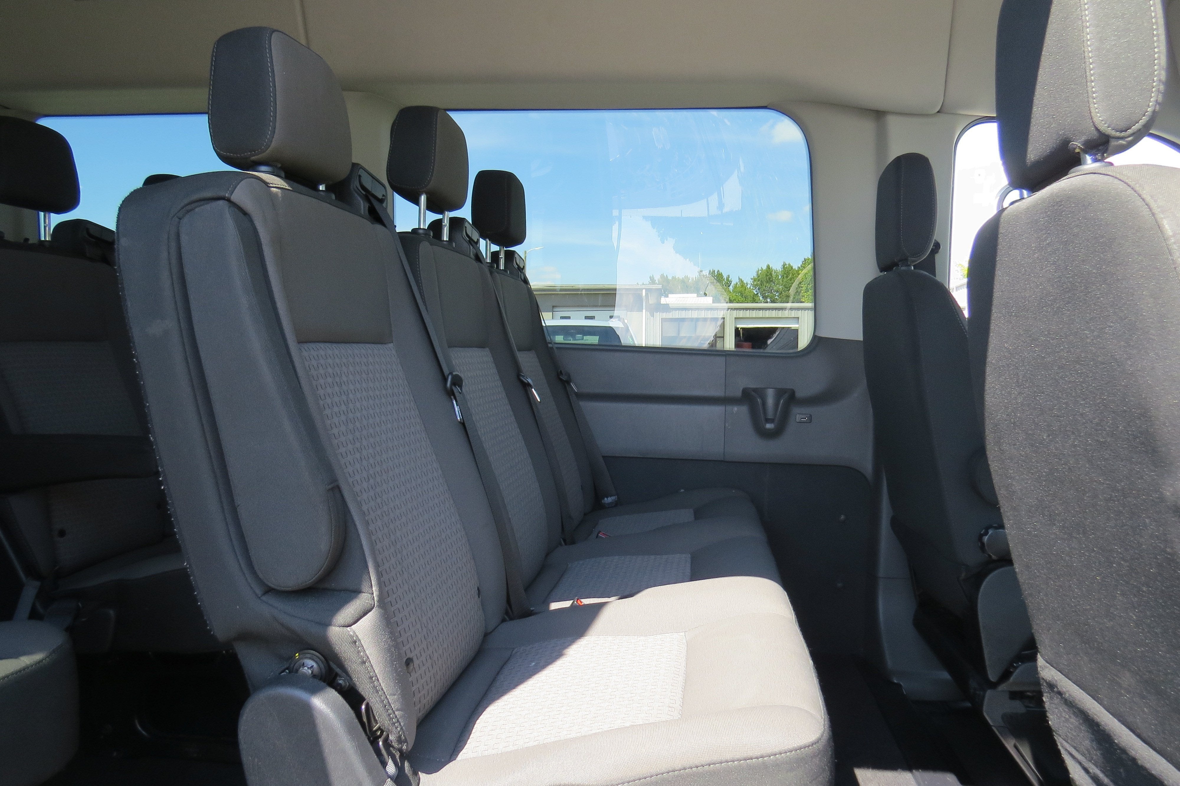 2024 Ford Transit Passenger Wagon XLT T-350 148 Med Roof RWD