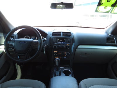 2018 Ford Explorer 4WD w/ 3rd Row