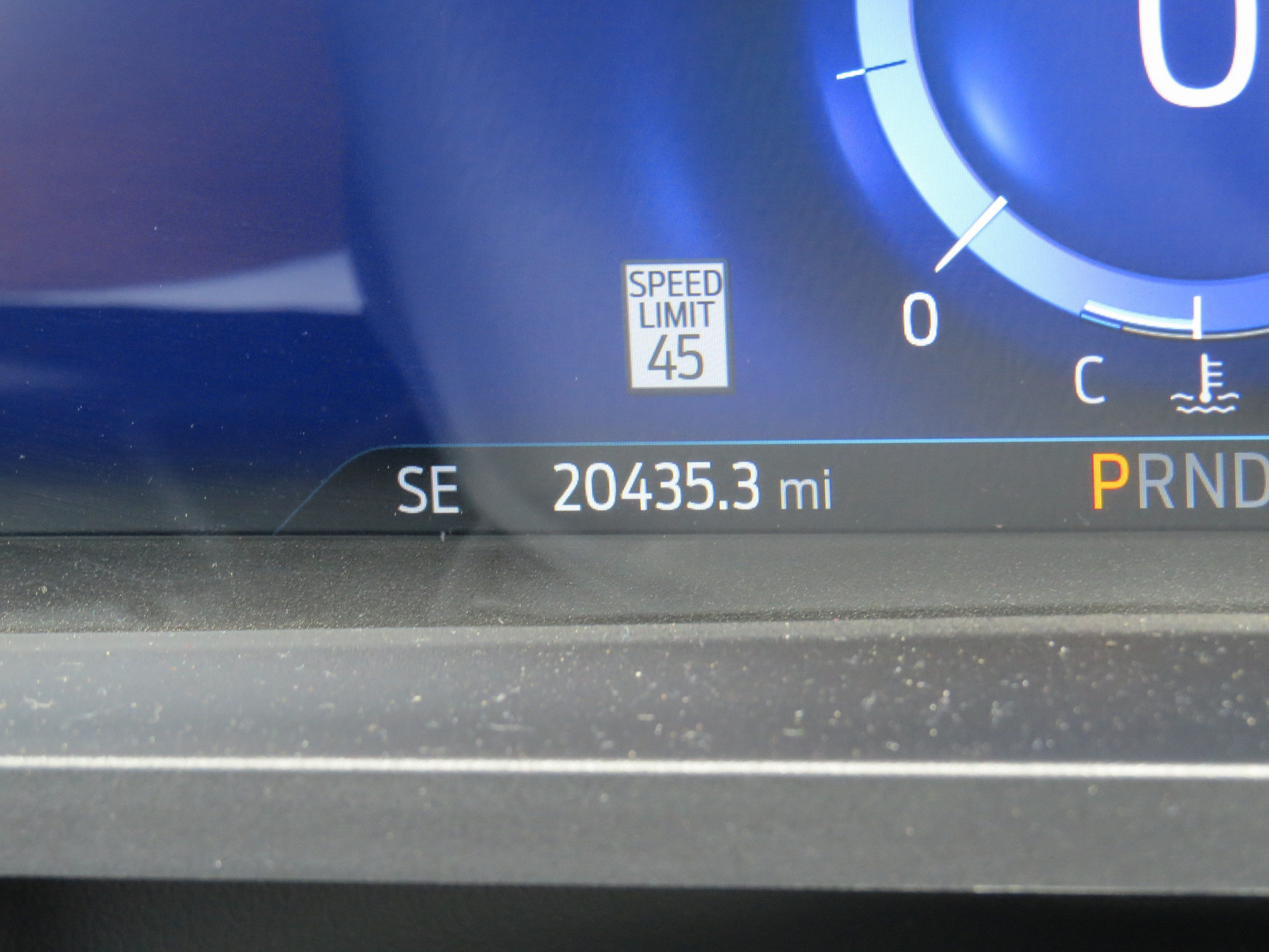 2023 Ford Explorer Platinum 4WD w/ Tech Pkg. Nav, Sunroof & 3rd Row