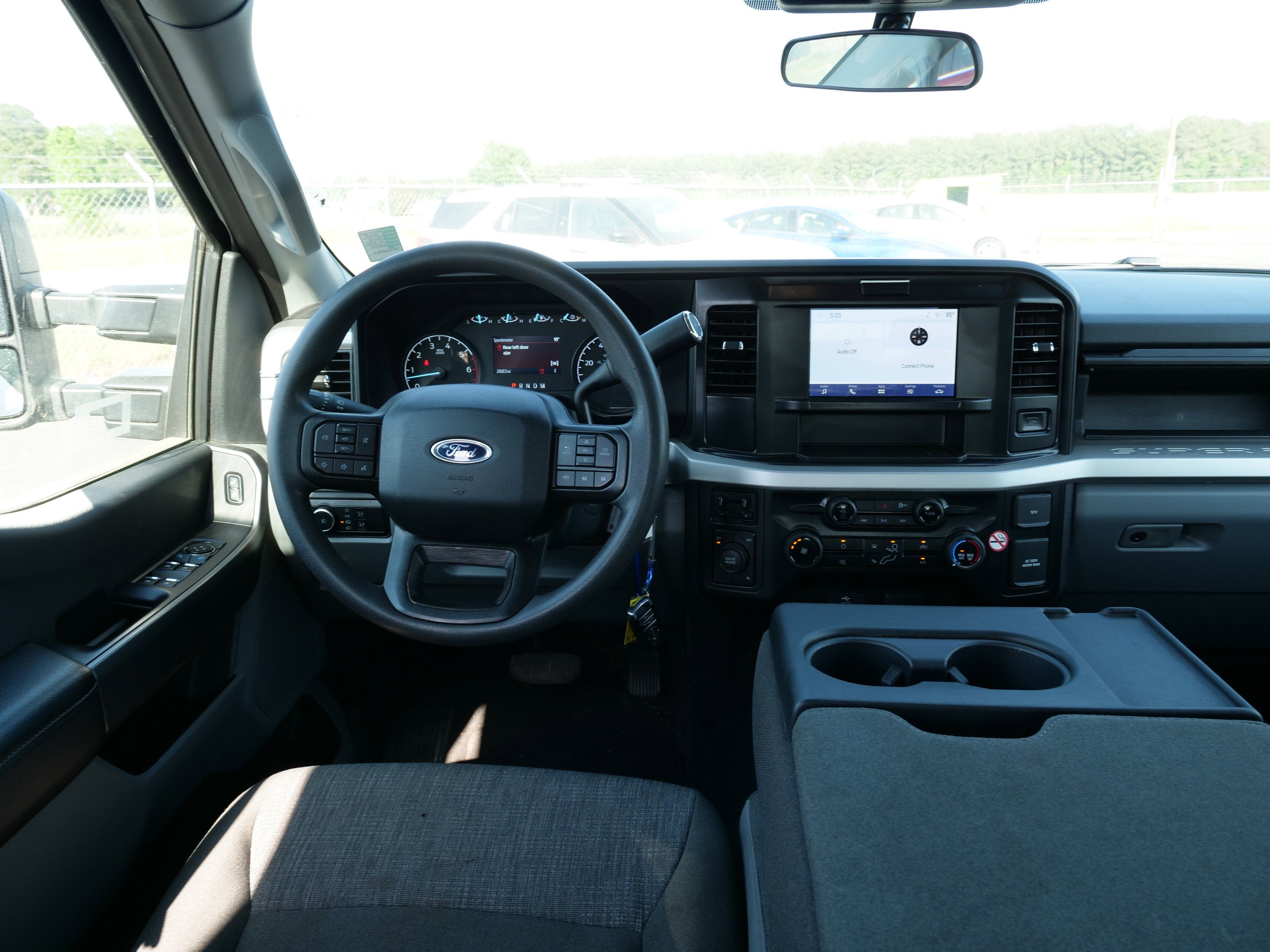 2025 Ford Super Duty F-250 SRW Base