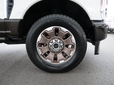 2025 Ford Super Duty F-250 SRW Base