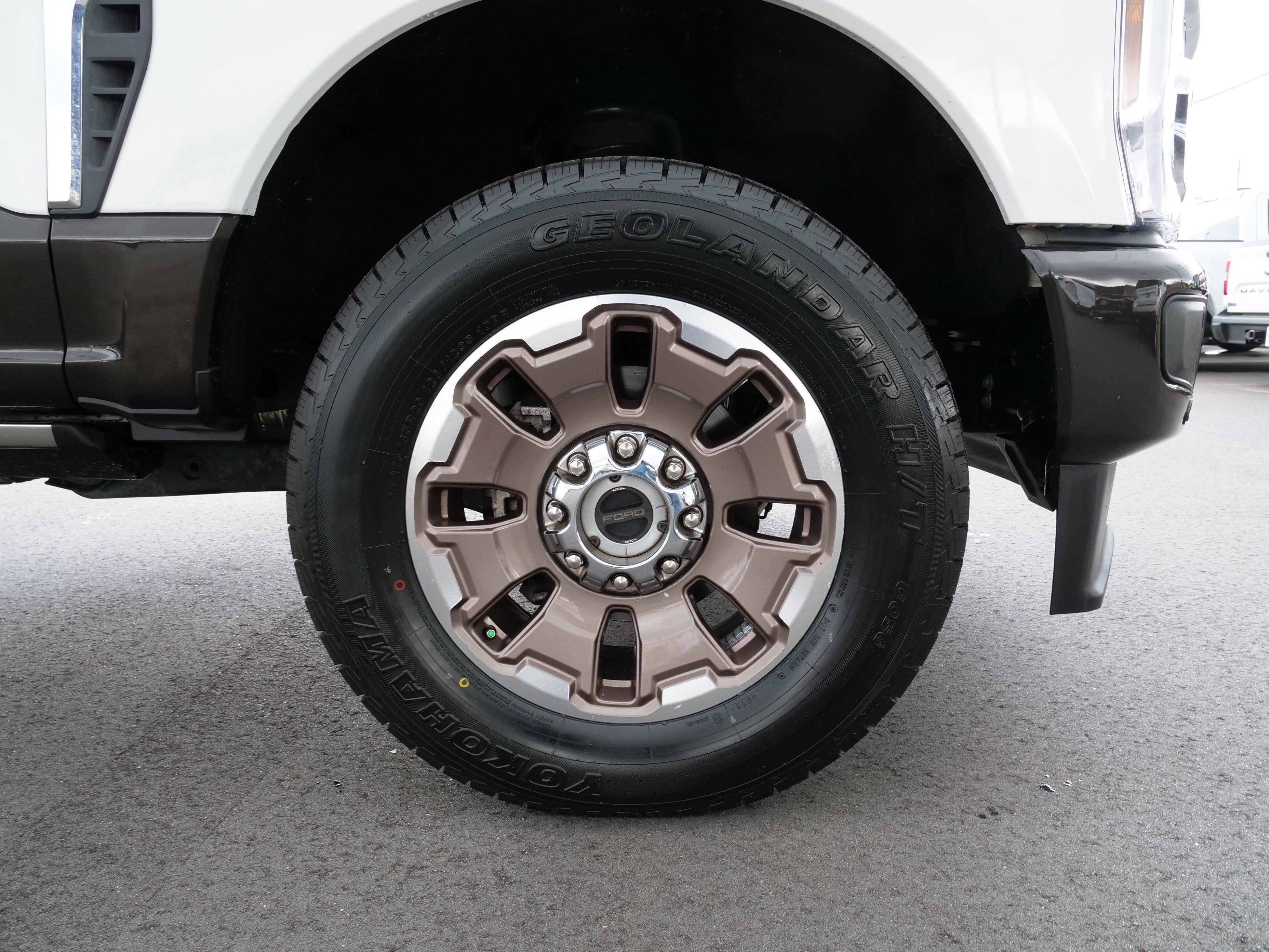 2025 Ford Super Duty F-250 SRW Base
