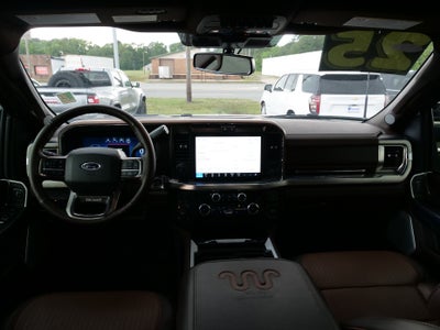 2025 Ford Super Duty F-250 SRW Base