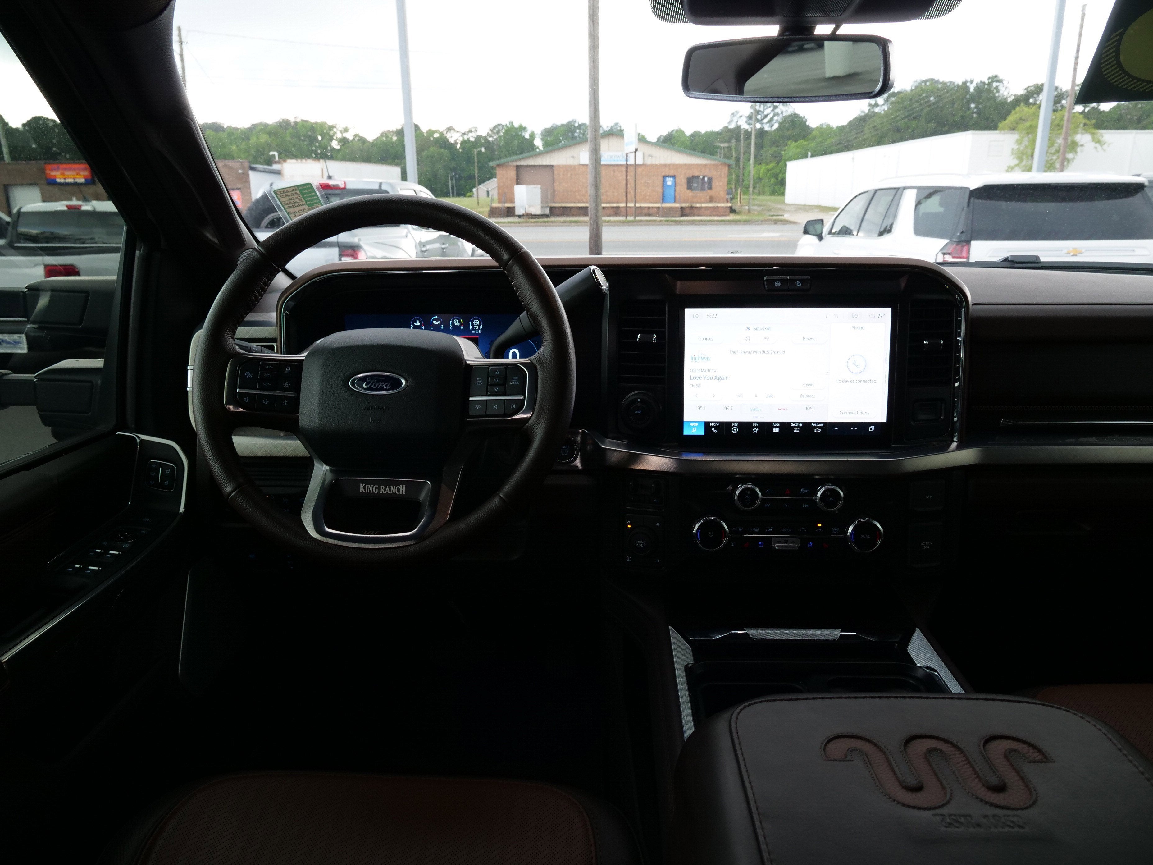 2025 Ford Super Duty F-250 SRW Base