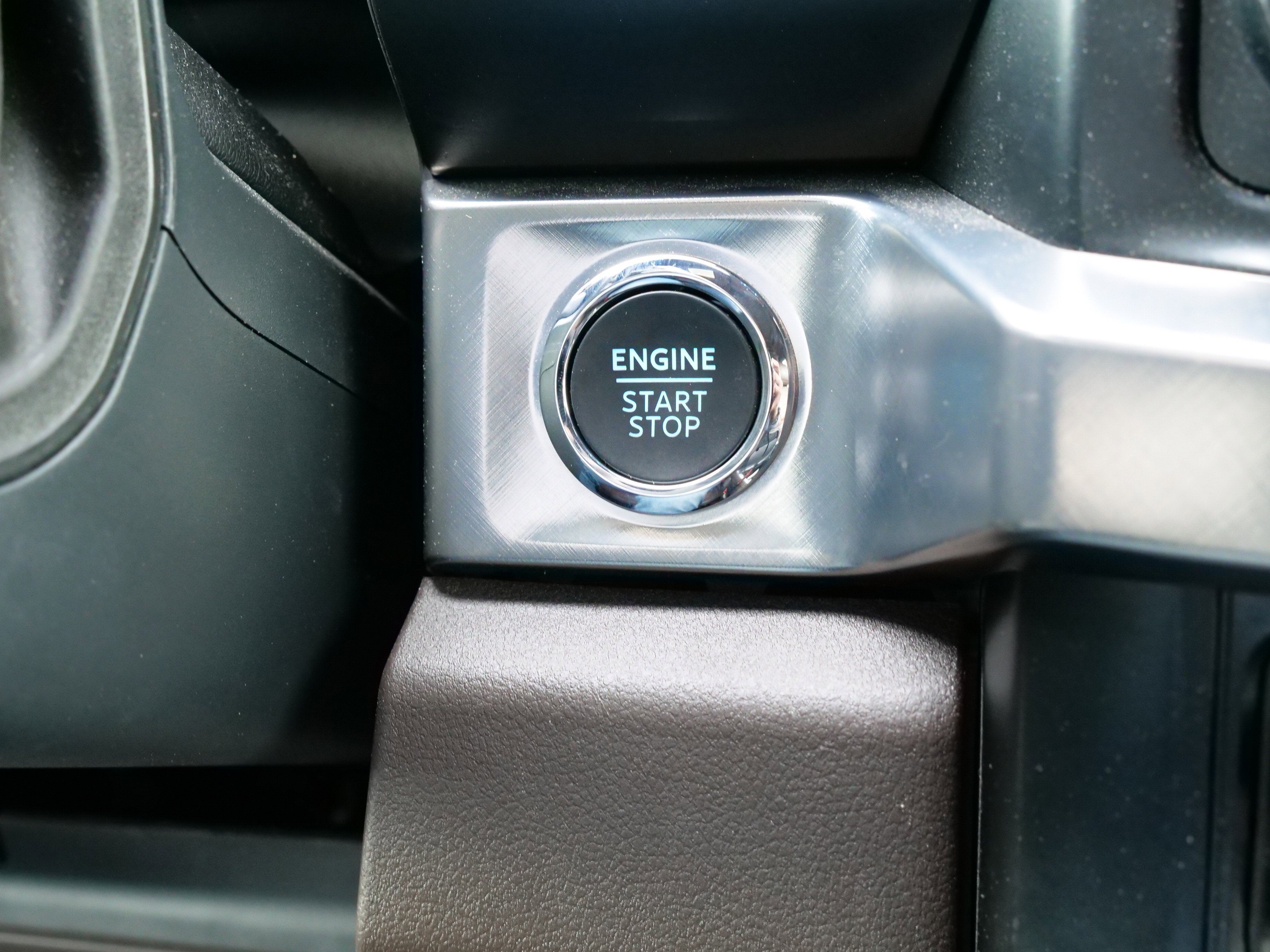 2025 Ford Super Duty F-250 SRW Base