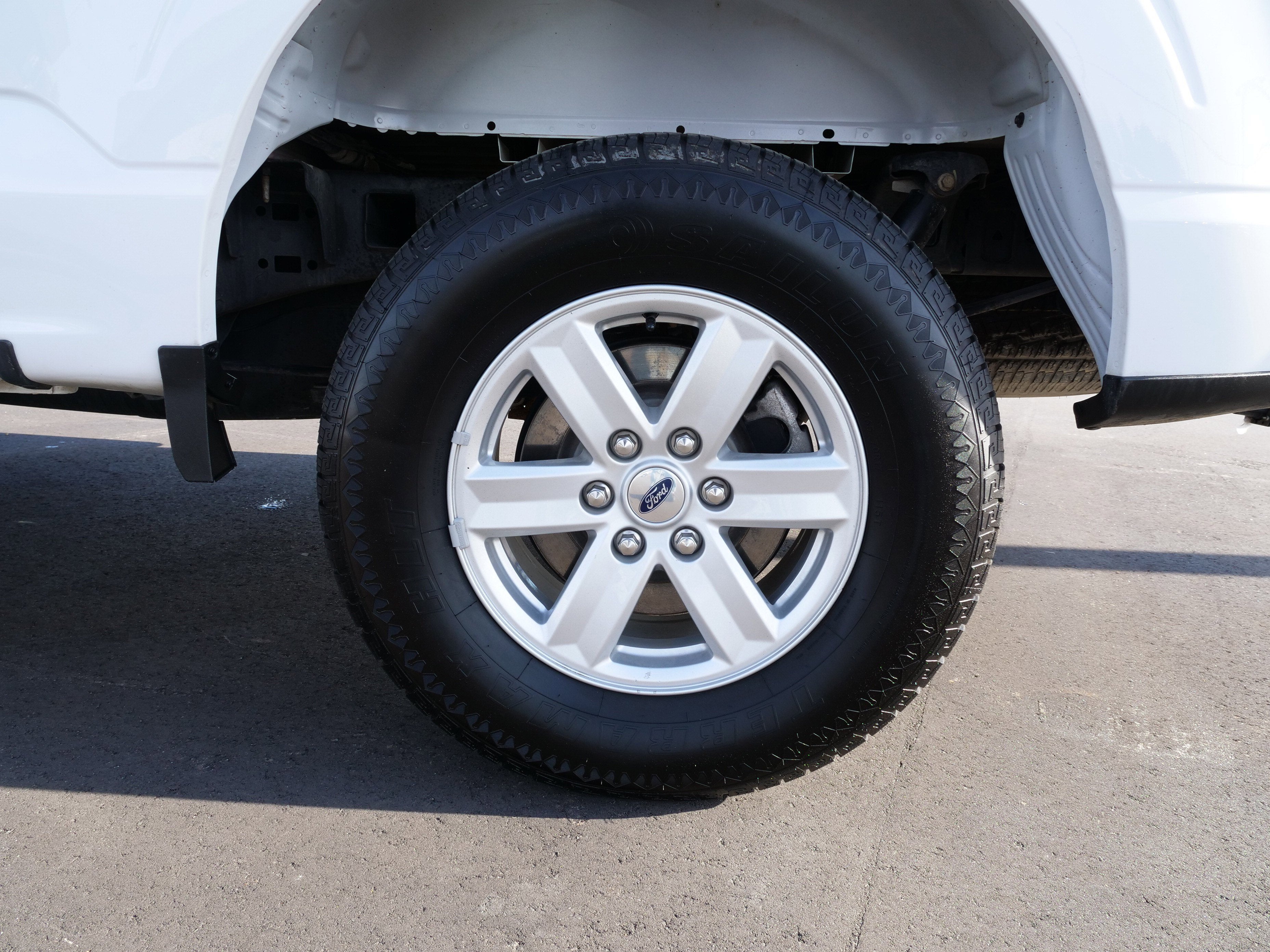 2023 Ford F-150 Base