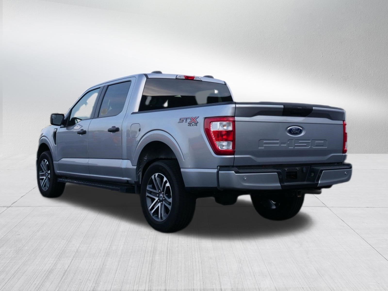 2022 Ford F-150 Base