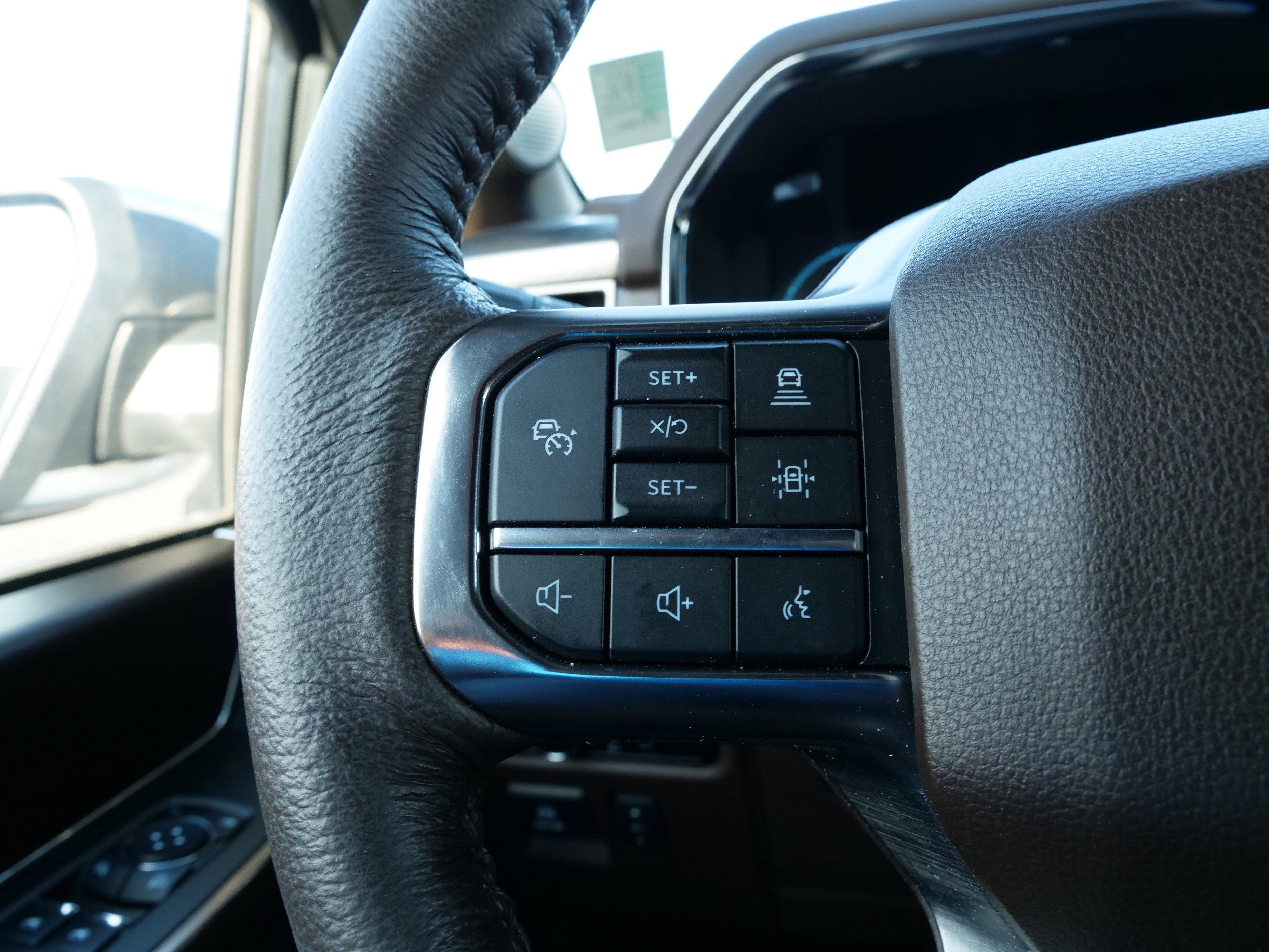 2023 Ford F-150 Base