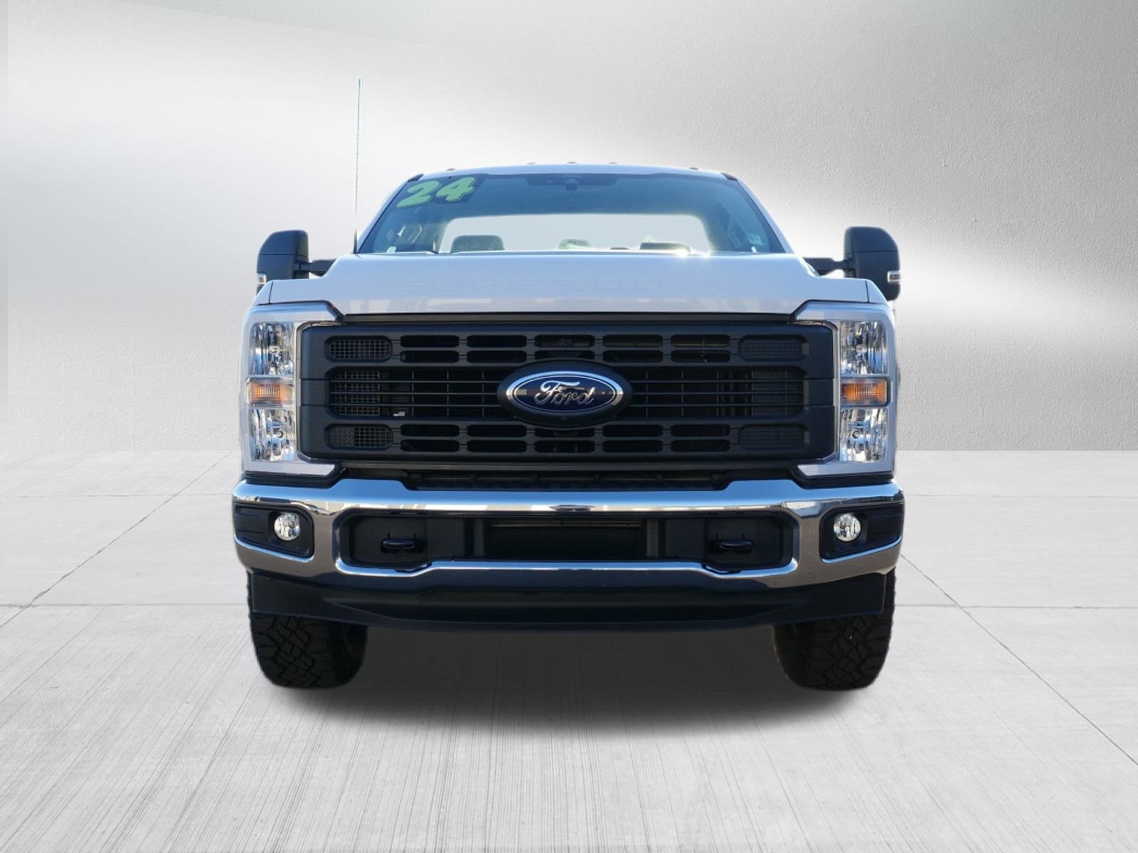 2024 Ford Super Duty F-350 SRW XL