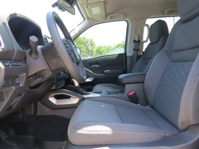 2025 Nissan Frontier SV 2WD
