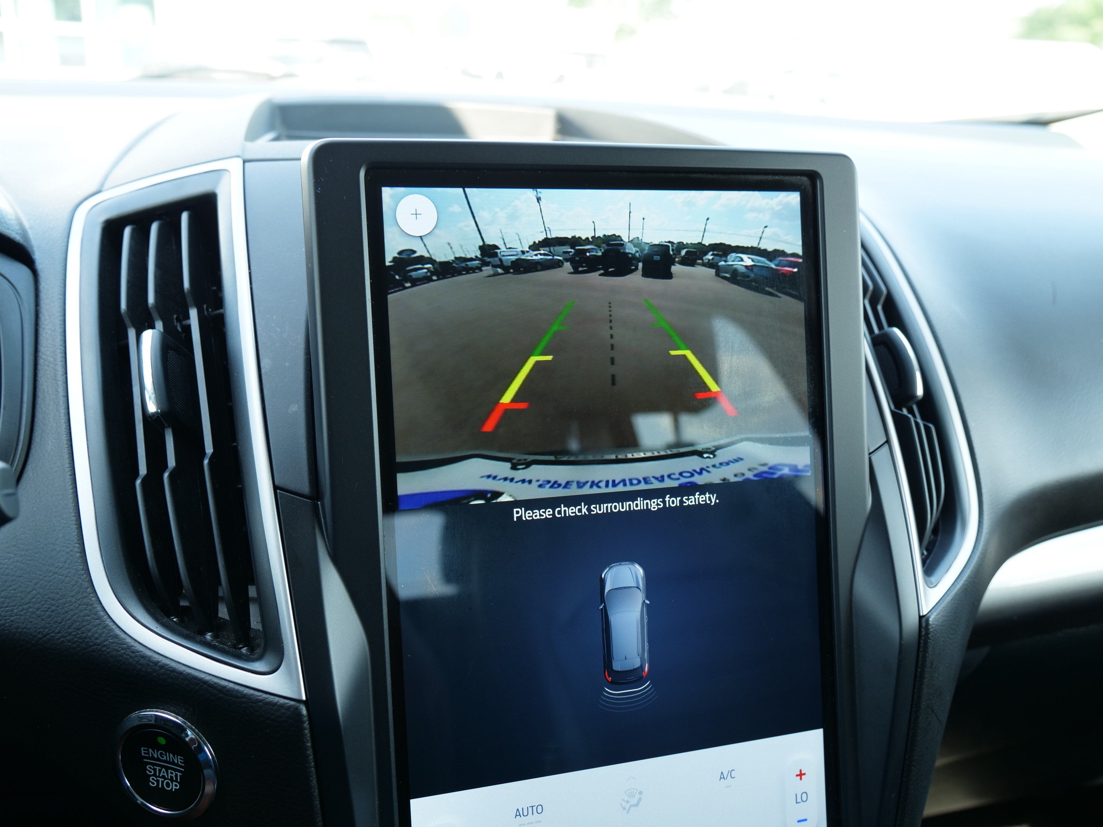 2024 Ford Edge Base