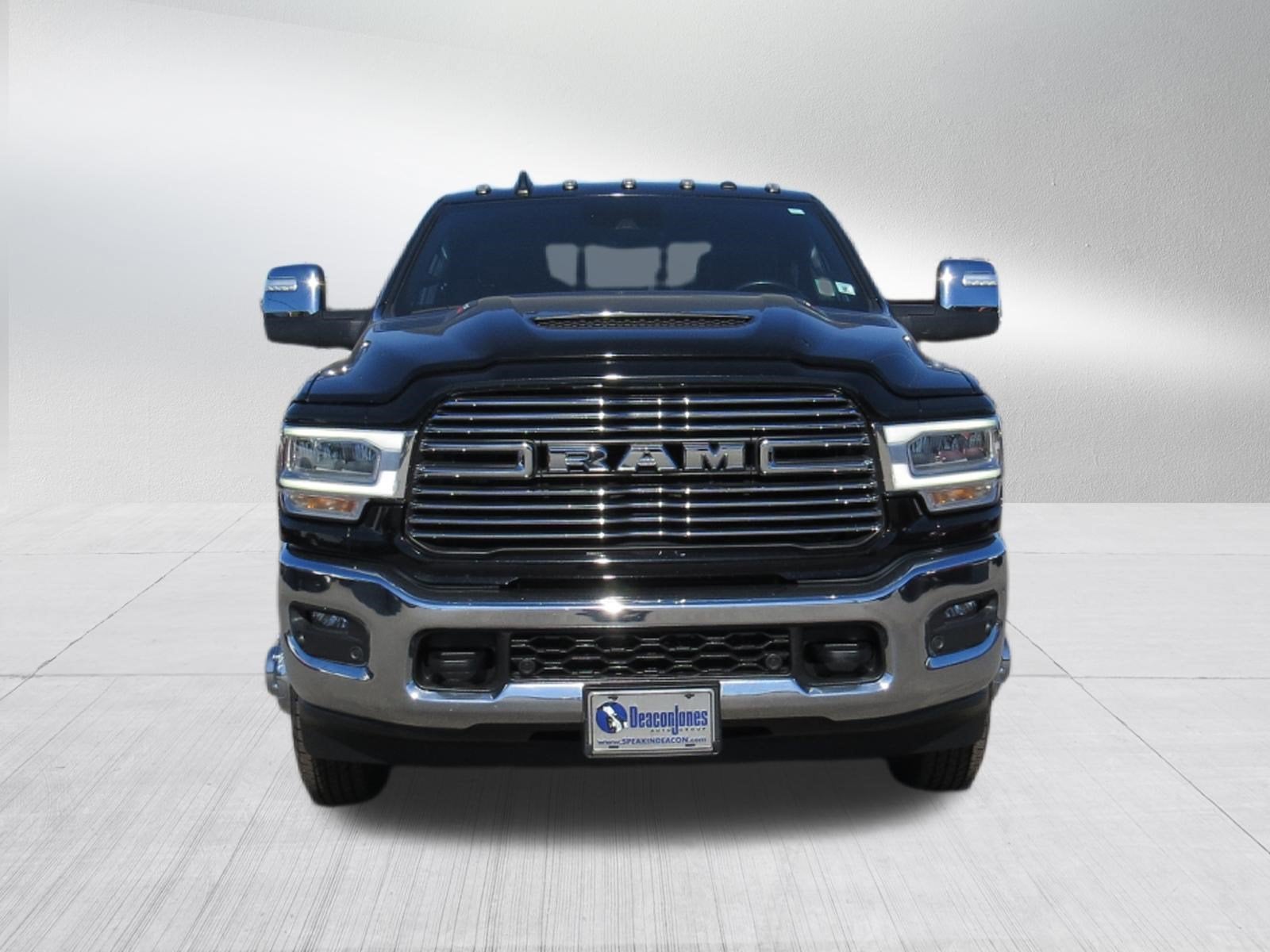 2024 RAM 3500 Laramie 4x4 Crew Cab 6.7L Turbo Diesel w/ Nav & Sport Appearance Pkg.