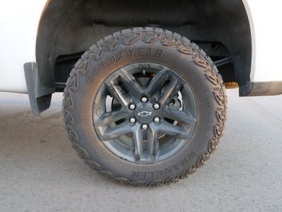 2025 Chevrolet Silverado 1500 Custom Trail Boss