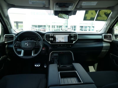 2024 Toyota Tundra 4WD SR5