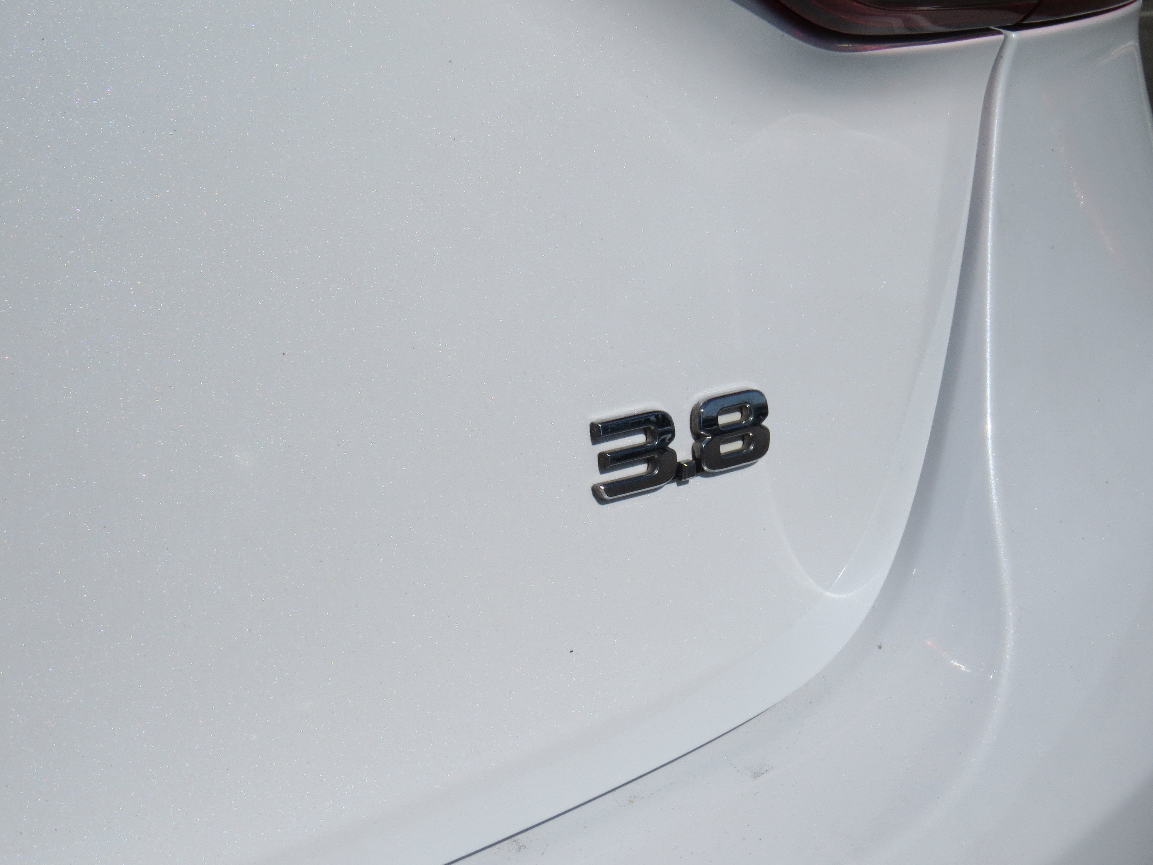 2018 Genesis G80 3.8L Premium w/ Panoramic Sunroof