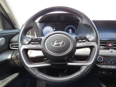 2024 Hyundai Elantra Limited w/ Sunroof