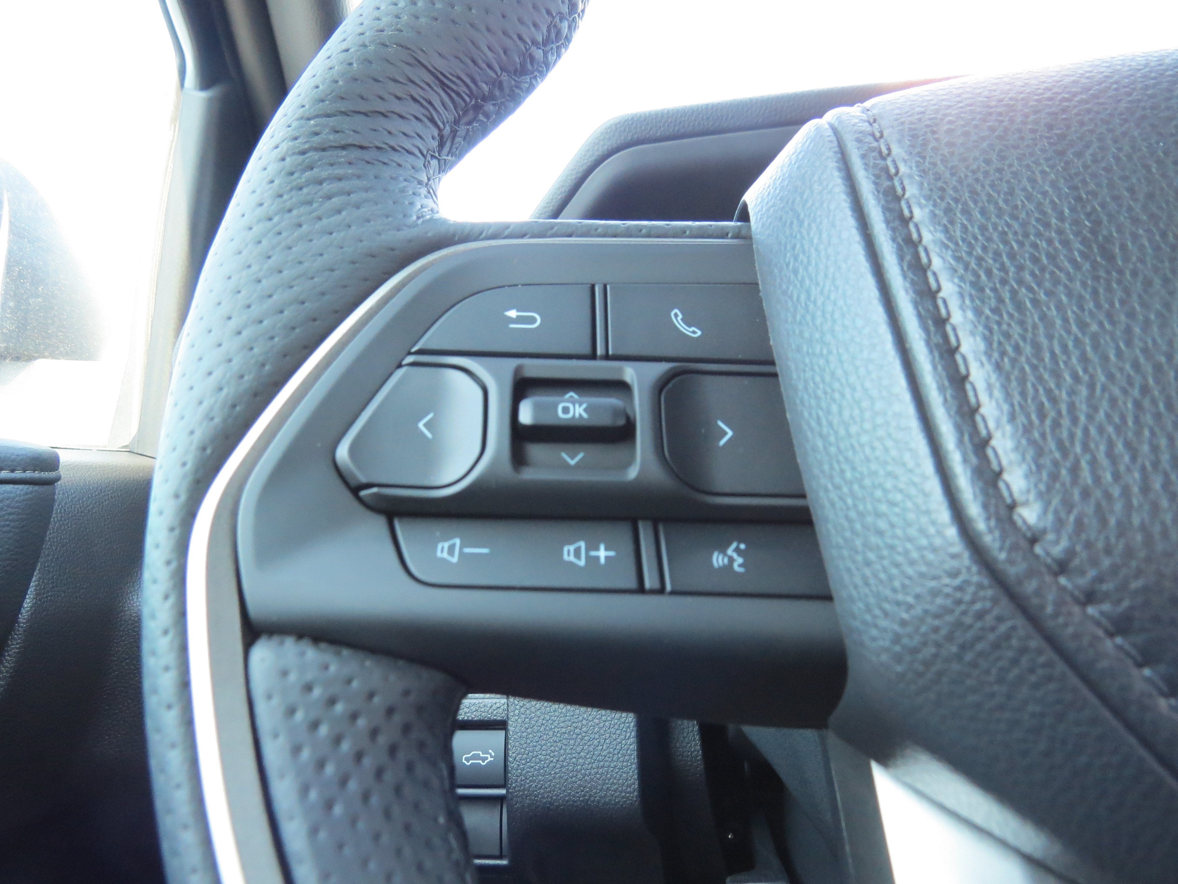 2025 Toyota Tacoma i-FORCE MAX Tacoma Limited