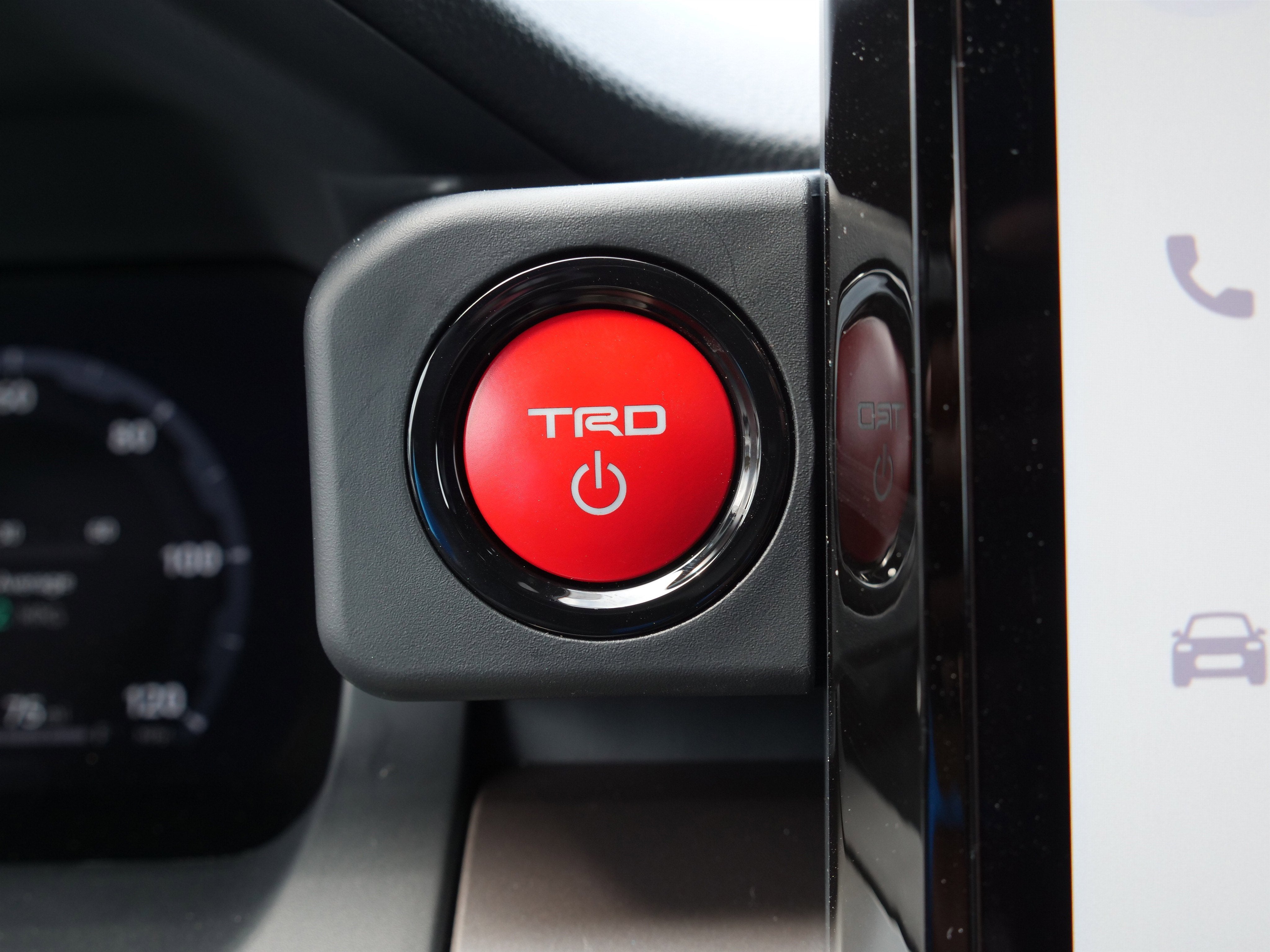 2025 Toyota Tacoma i-FORCE MAX Tacoma TRD Sport