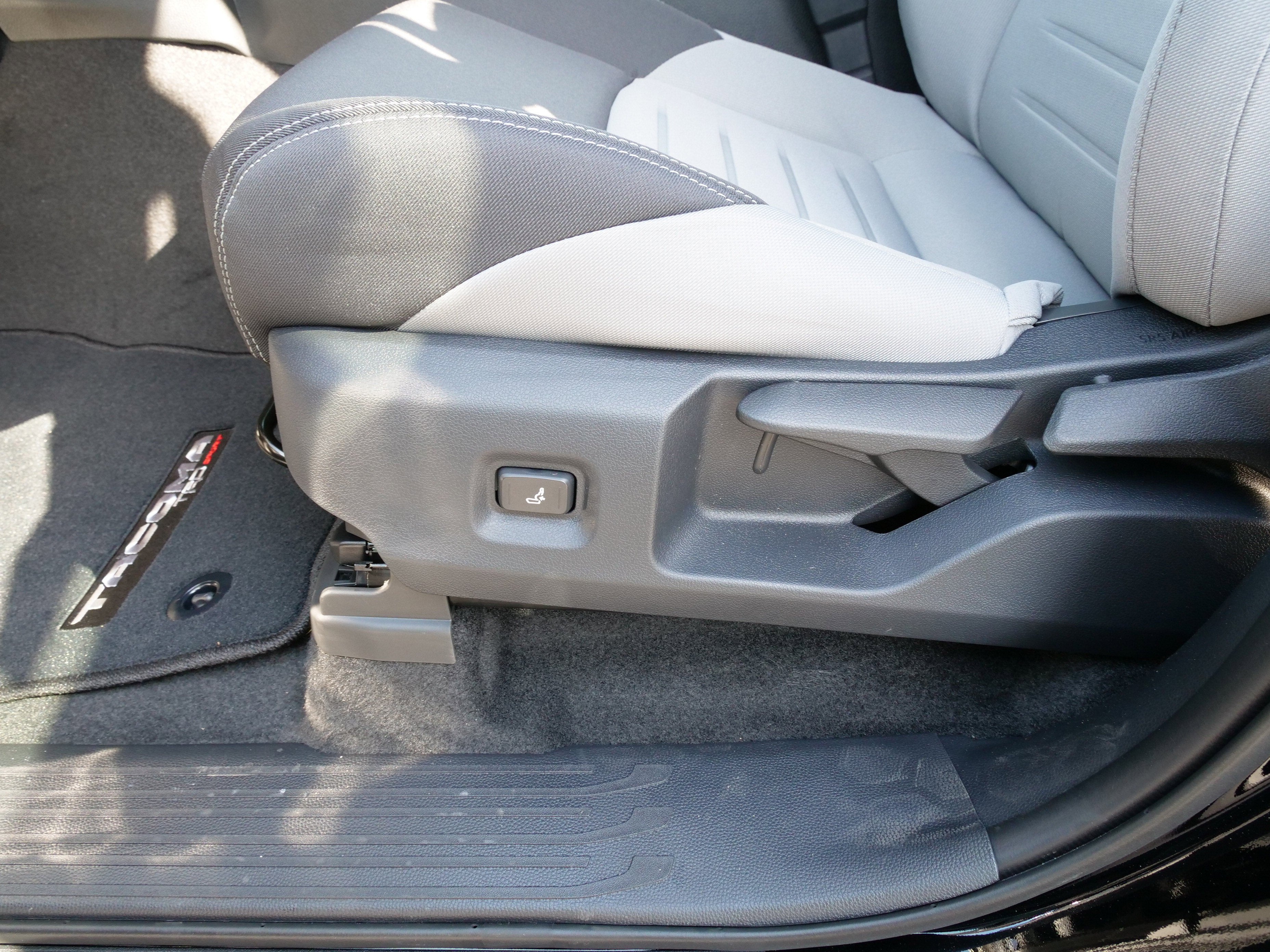 2026 Toyota Tacoma i-FORCE MAX Tacoma TRD Sport