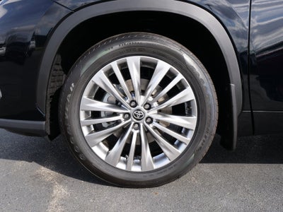 2026 Toyota Highlander Platinum