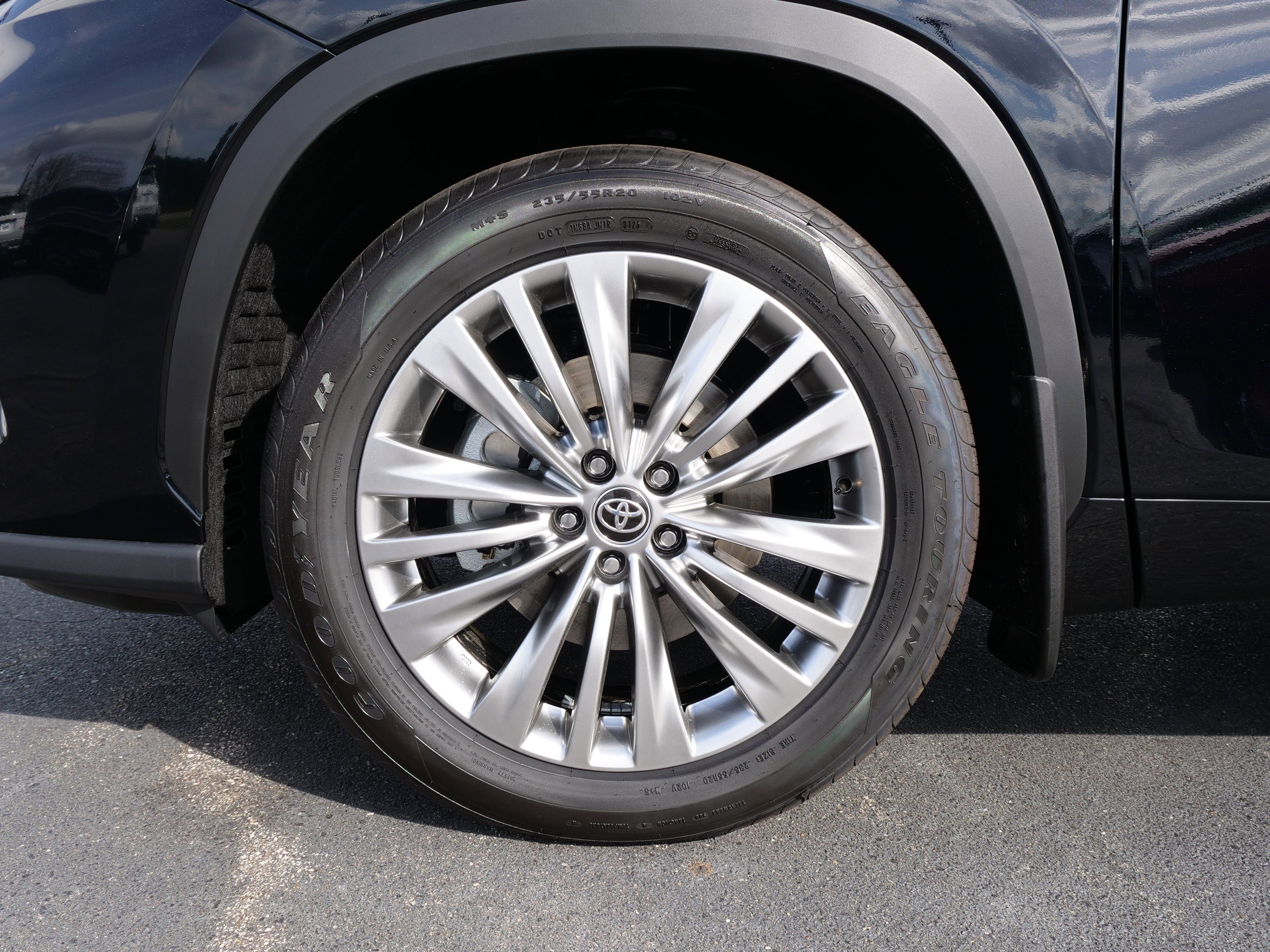 2026 Toyota Highlander Platinum