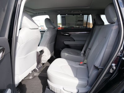 2026 Toyota Highlander Platinum