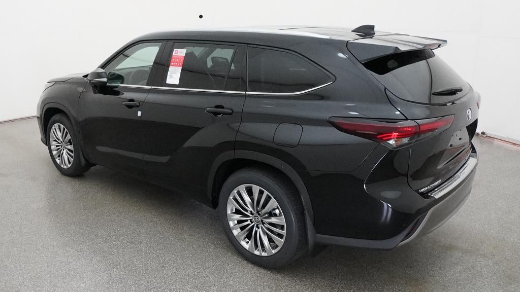 2026 Toyota Highlander Platinum